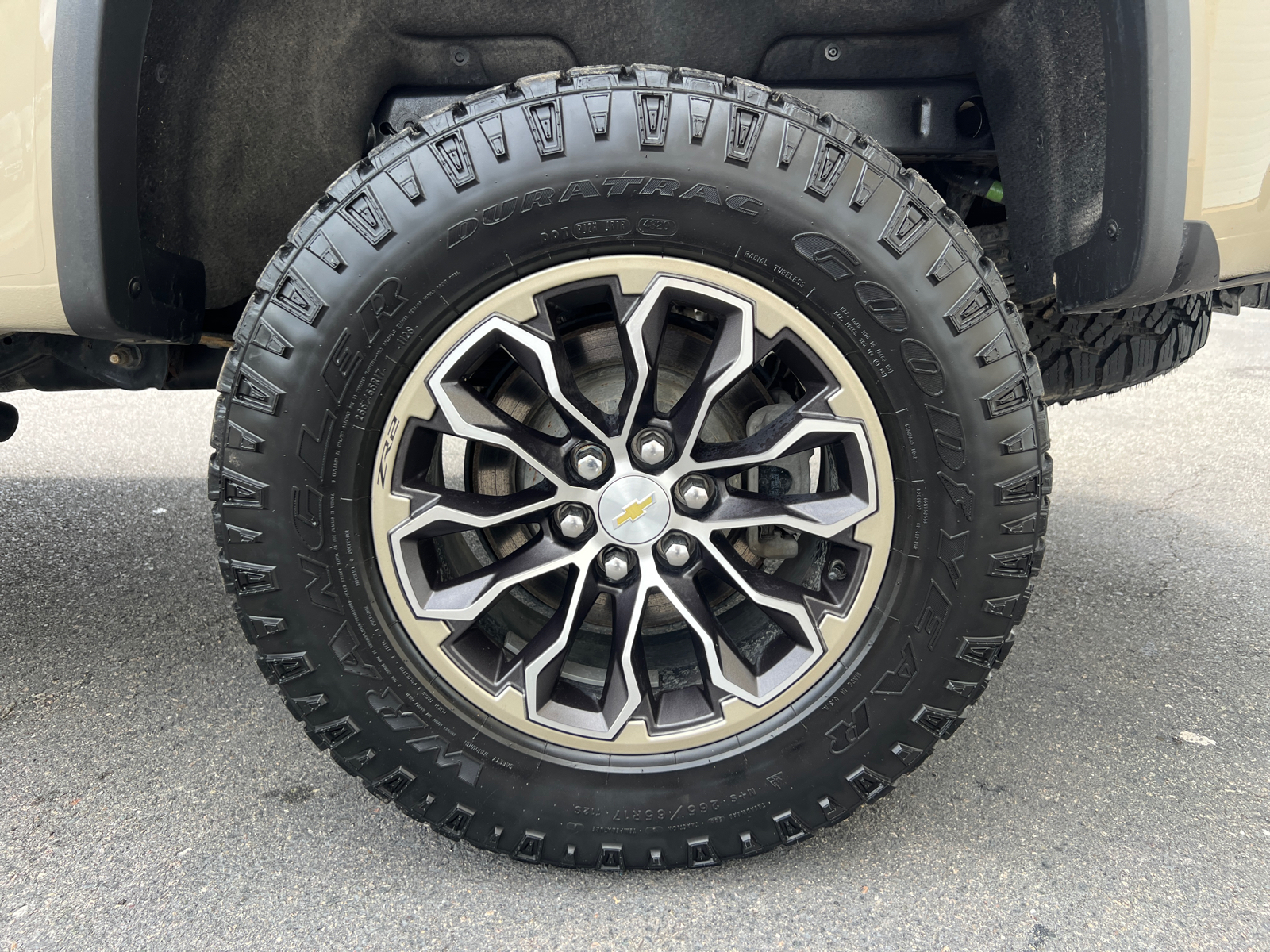 2021 Chevrolet Colorado ZR2 12