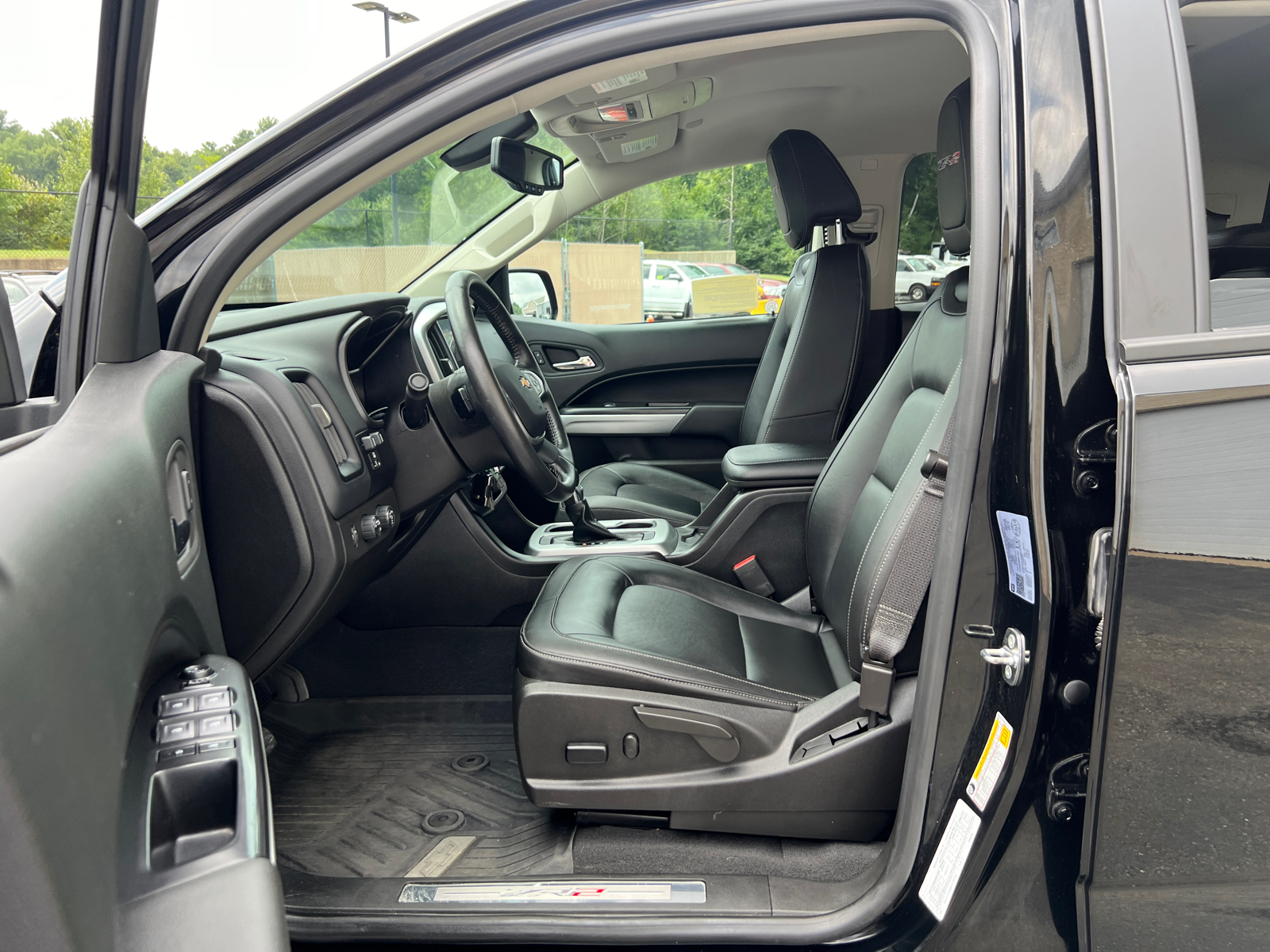 2022 Chevrolet Colorado ZR2 32