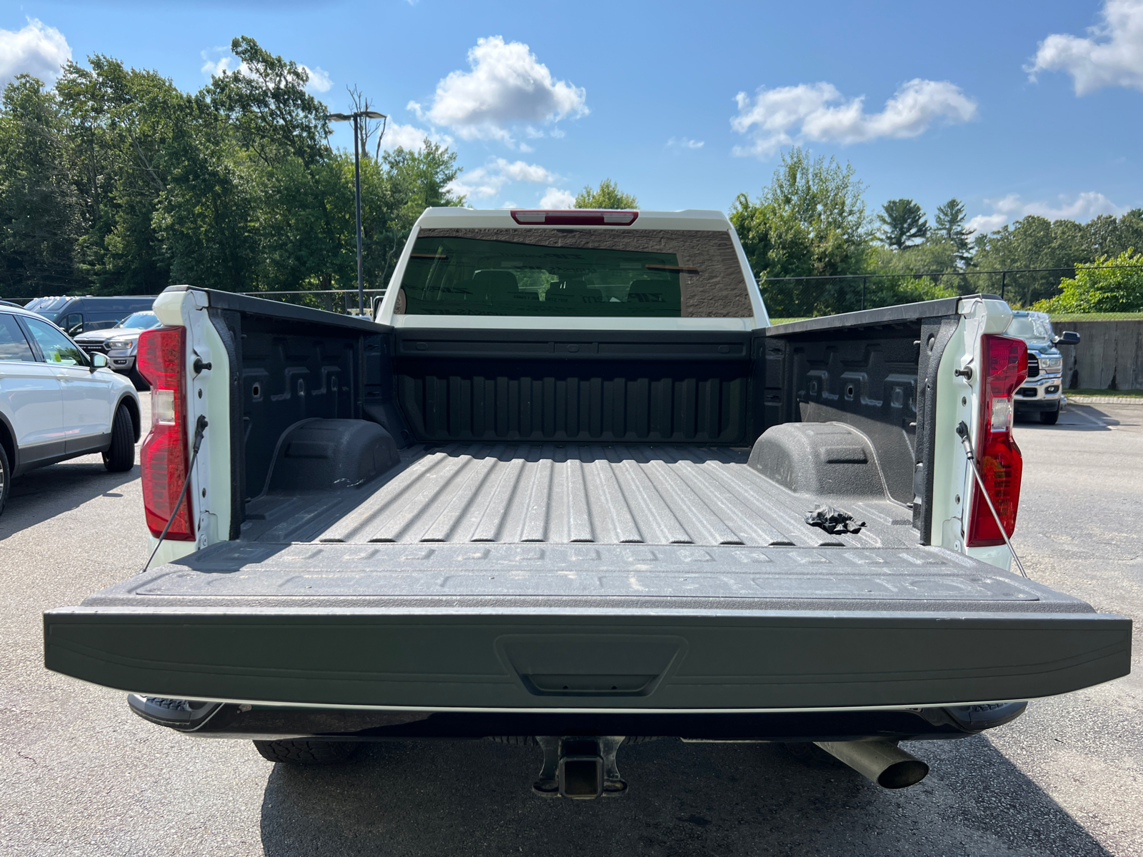 2024 Chevrolet Silverado 2500HD Custom 9