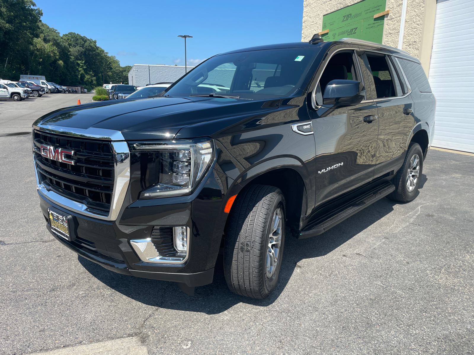 2022 GMC Yukon SLE 5