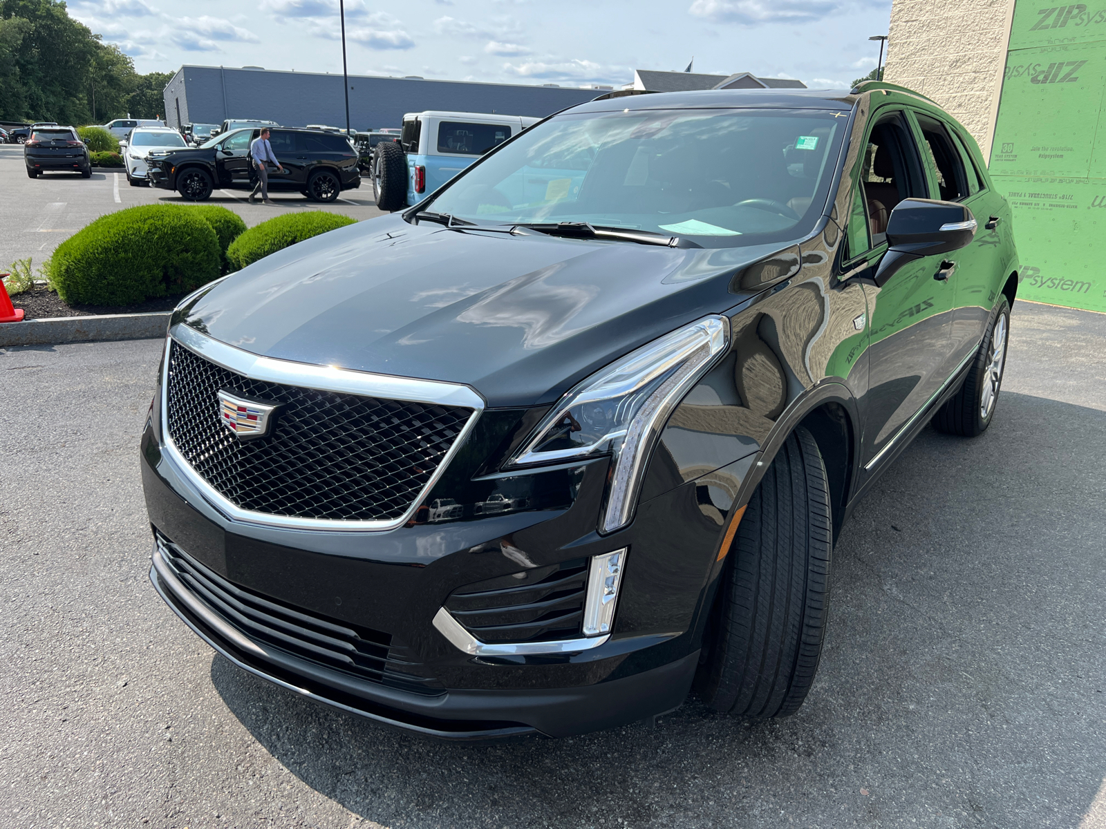 2023 Cadillac XT5 Sport 4