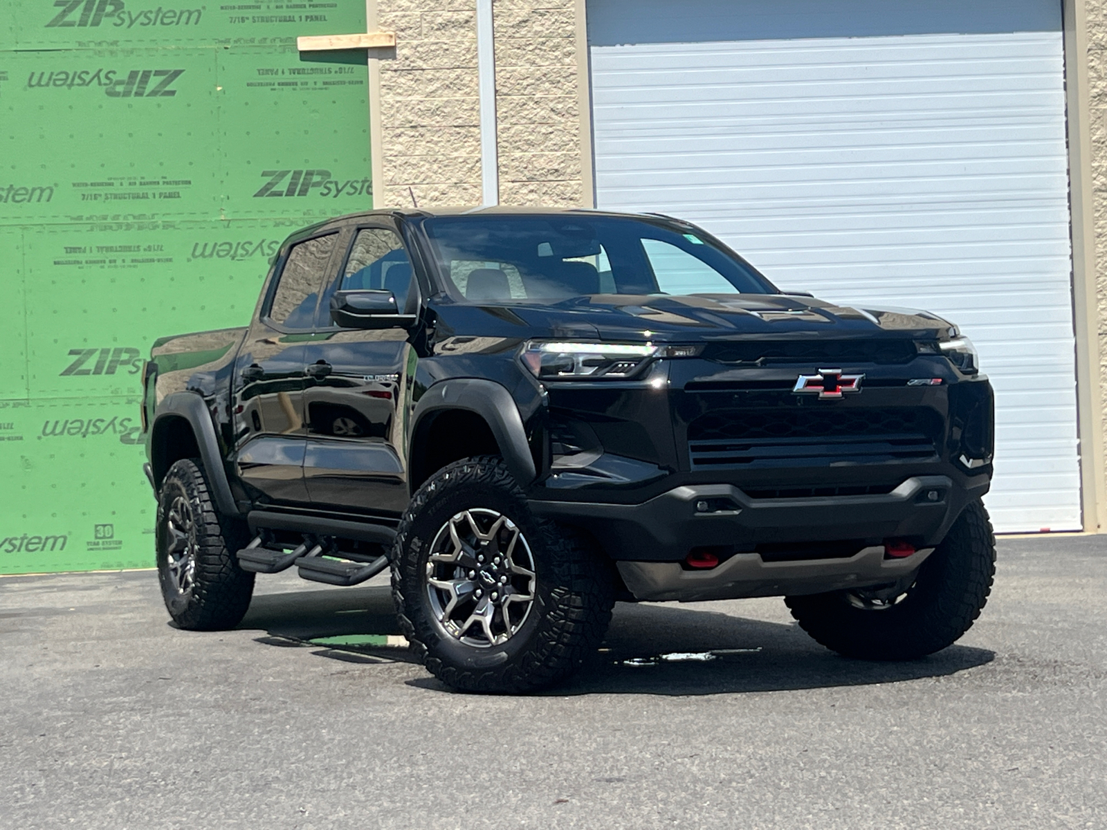 2023 Chevrolet Colorado ZR2 1