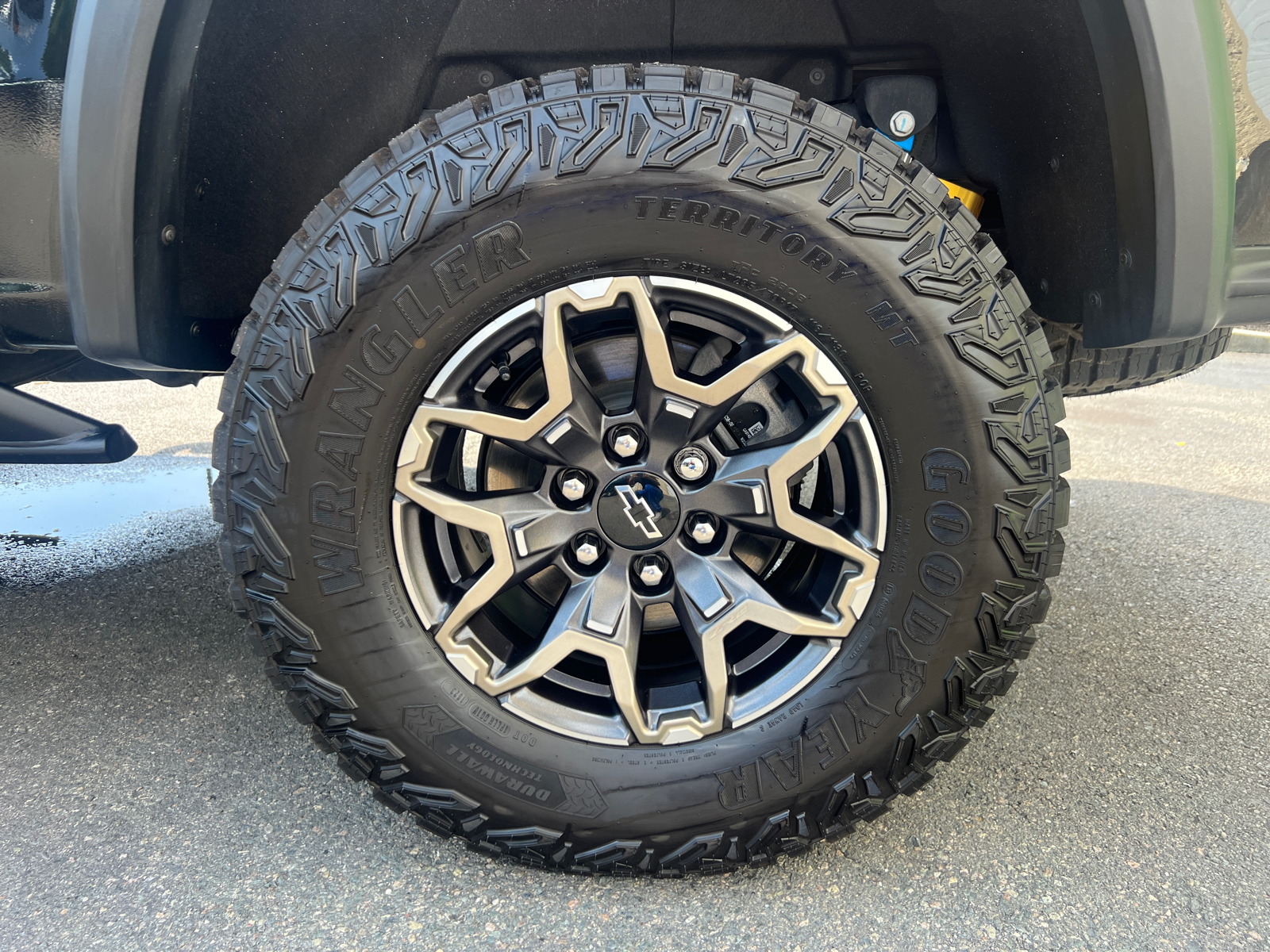 2023 Chevrolet Colorado ZR2 12