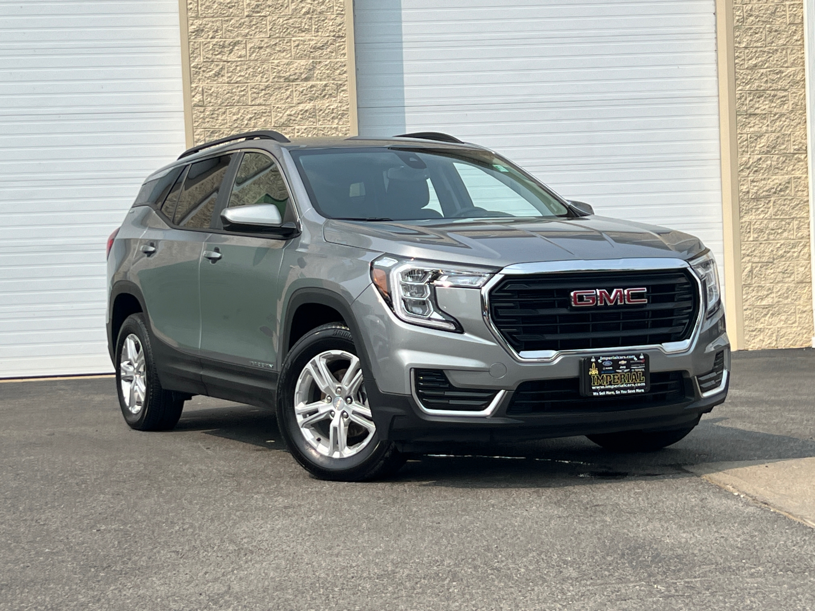 2023 GMC Terrain SLE 1