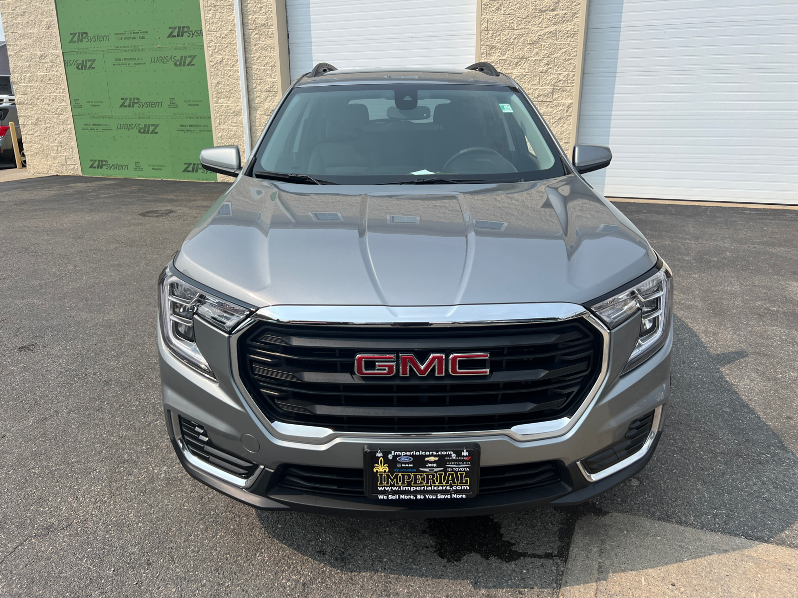 2023 GMC Terrain SLE 3