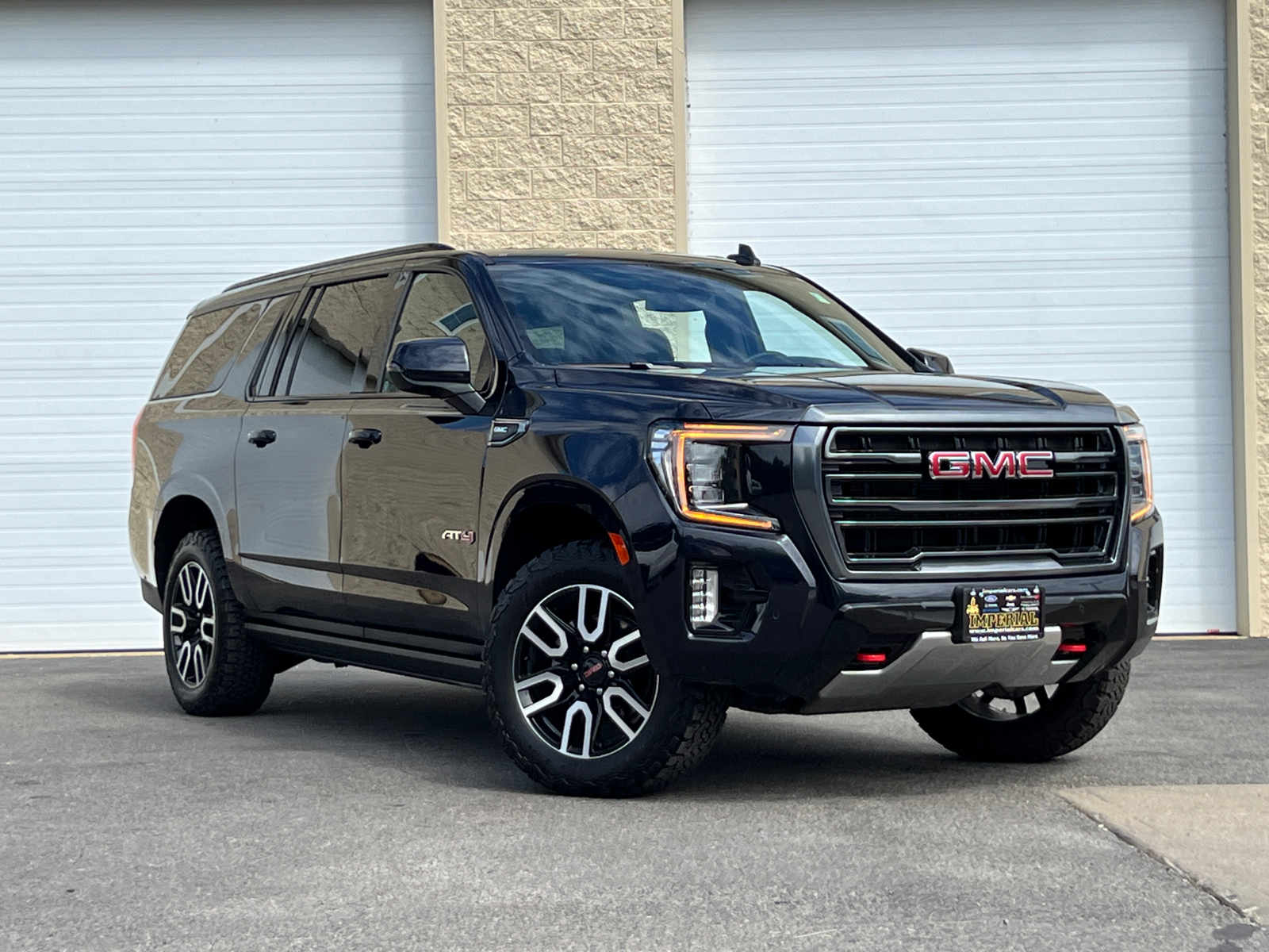 2023 GMC Yukon XL AT4 1