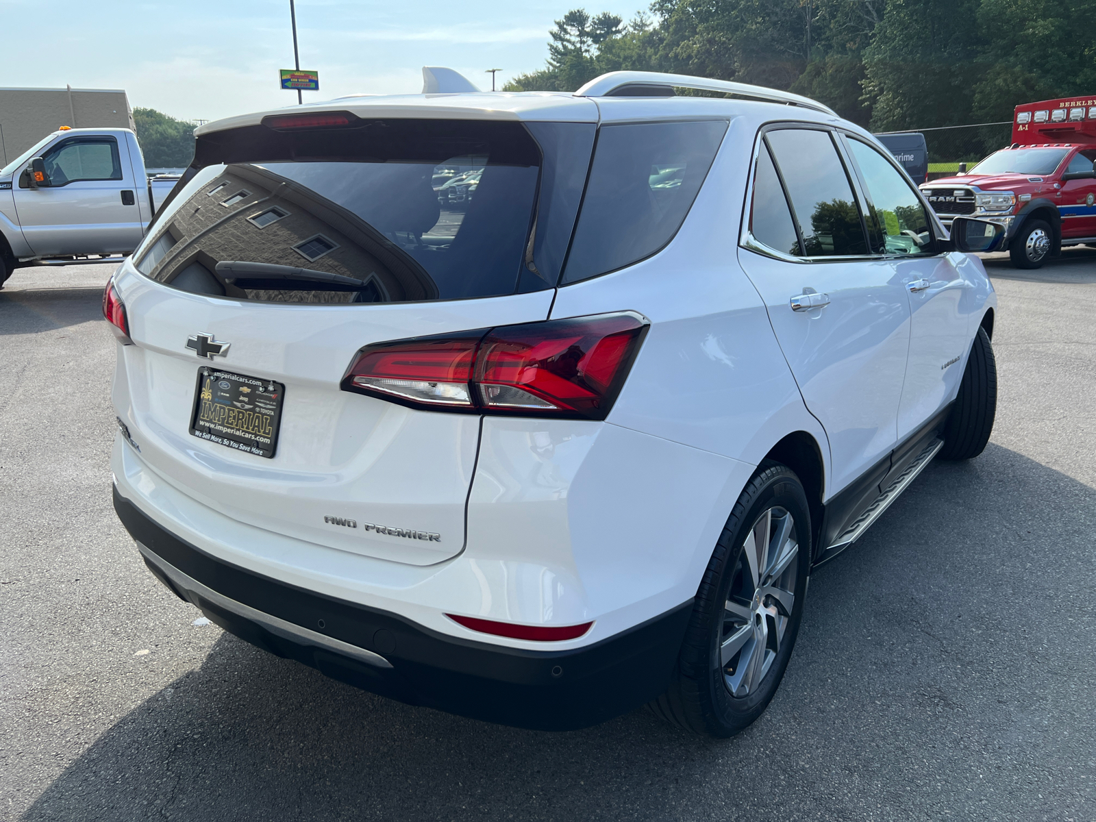 2023 Chevrolet Equinox Premier 10