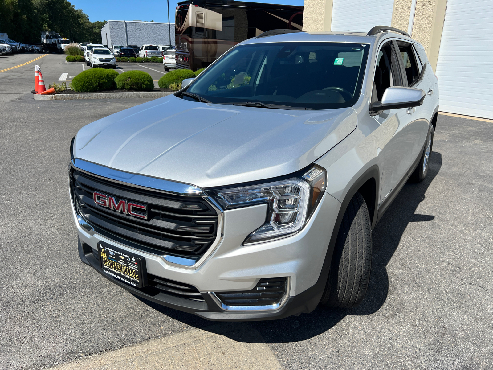 2022 GMC Terrain SLE 4