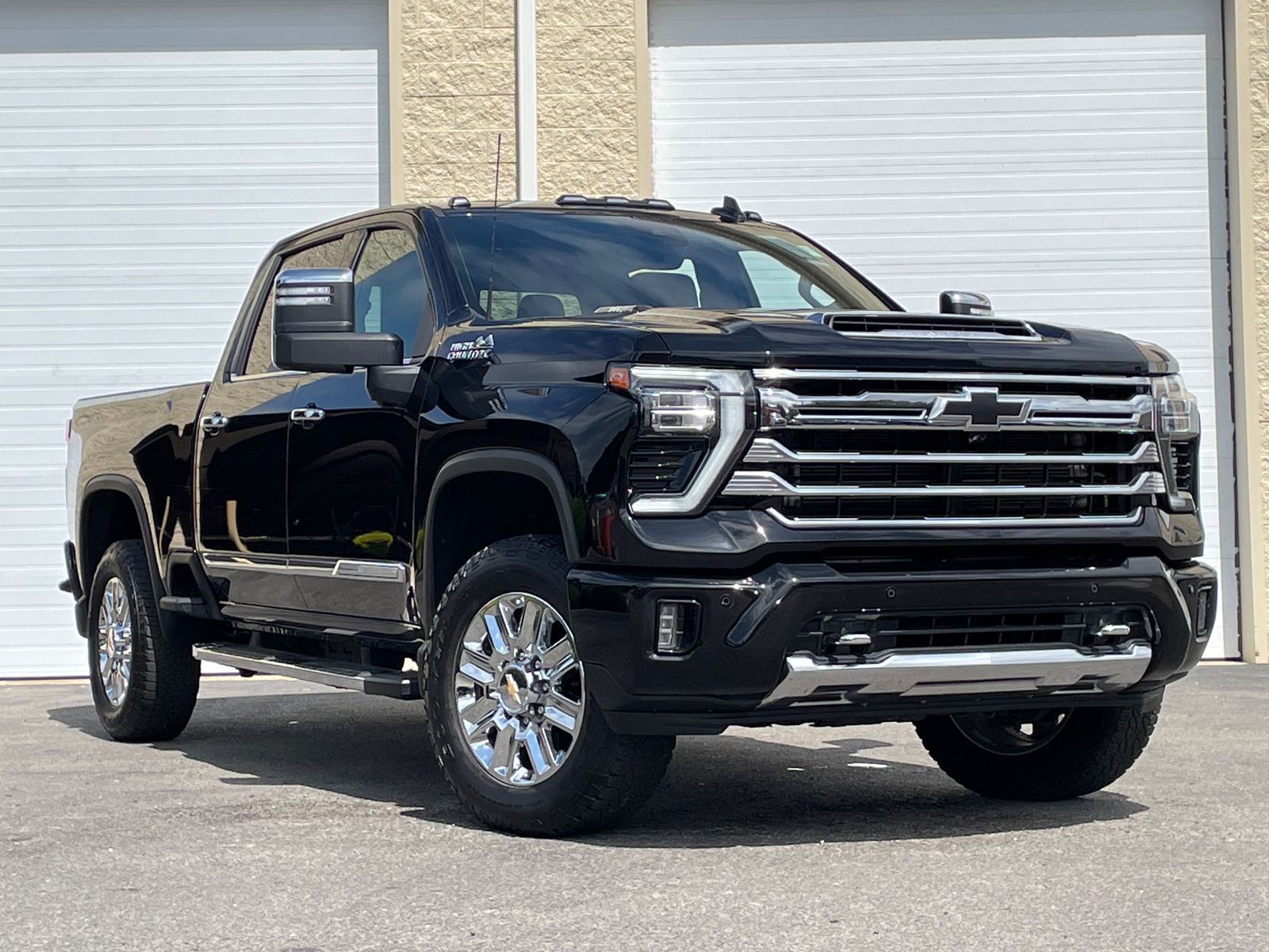 2024 Chevrolet Silverado 2500HD High Country 1