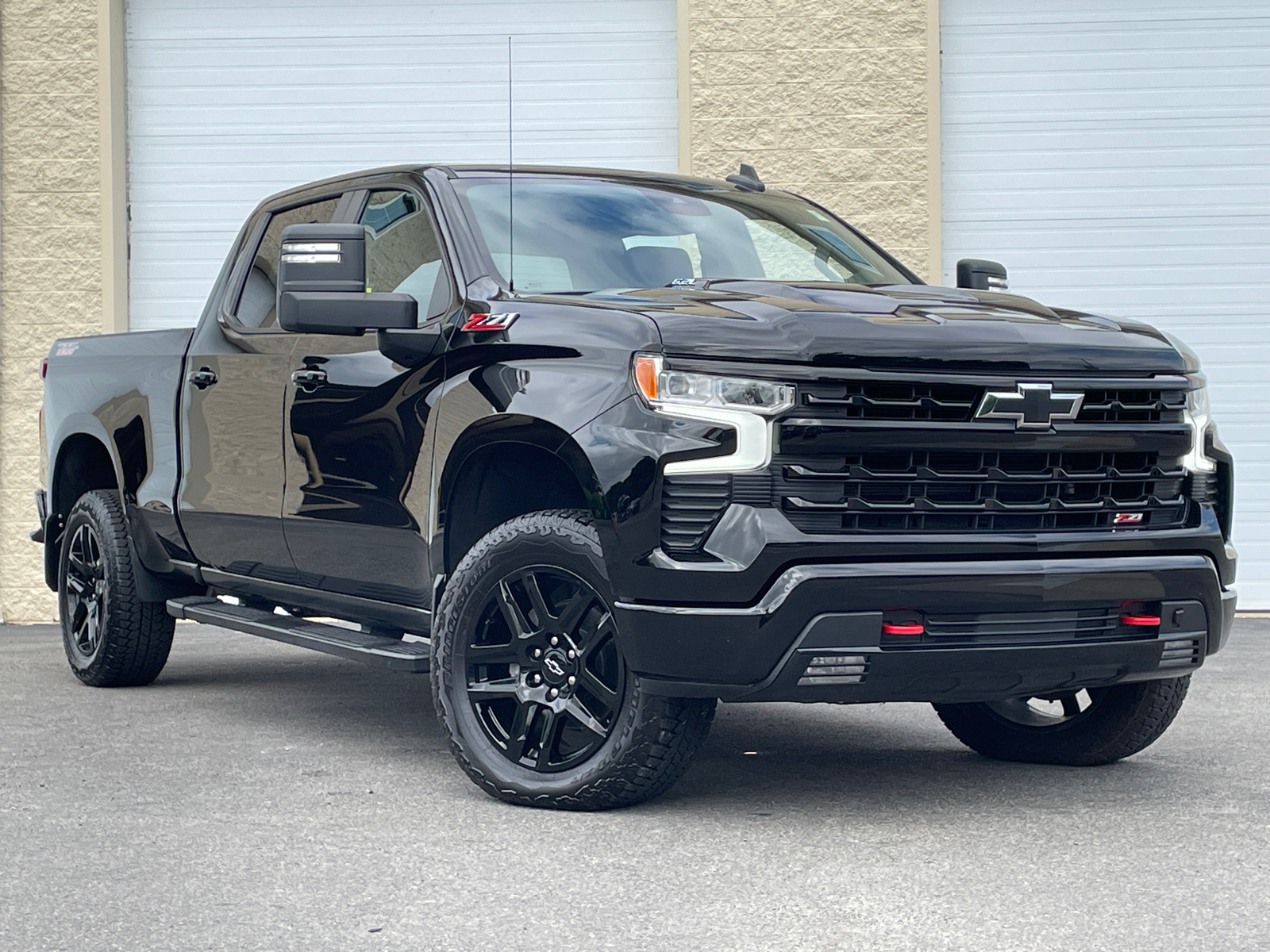 2022 Chevrolet Silverado 1500 LT Trail Boss 1