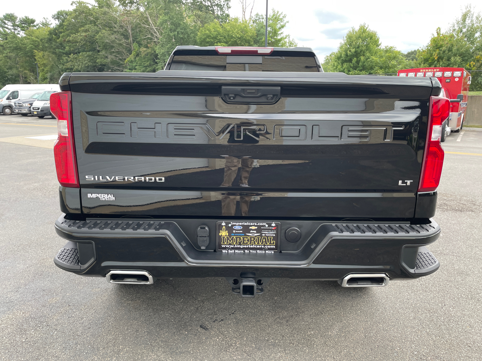 2022 Chevrolet Silverado 1500 LT Trail Boss 8