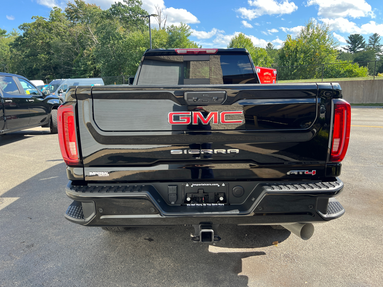 2023 GMC Sierra 2500HD AT4 8