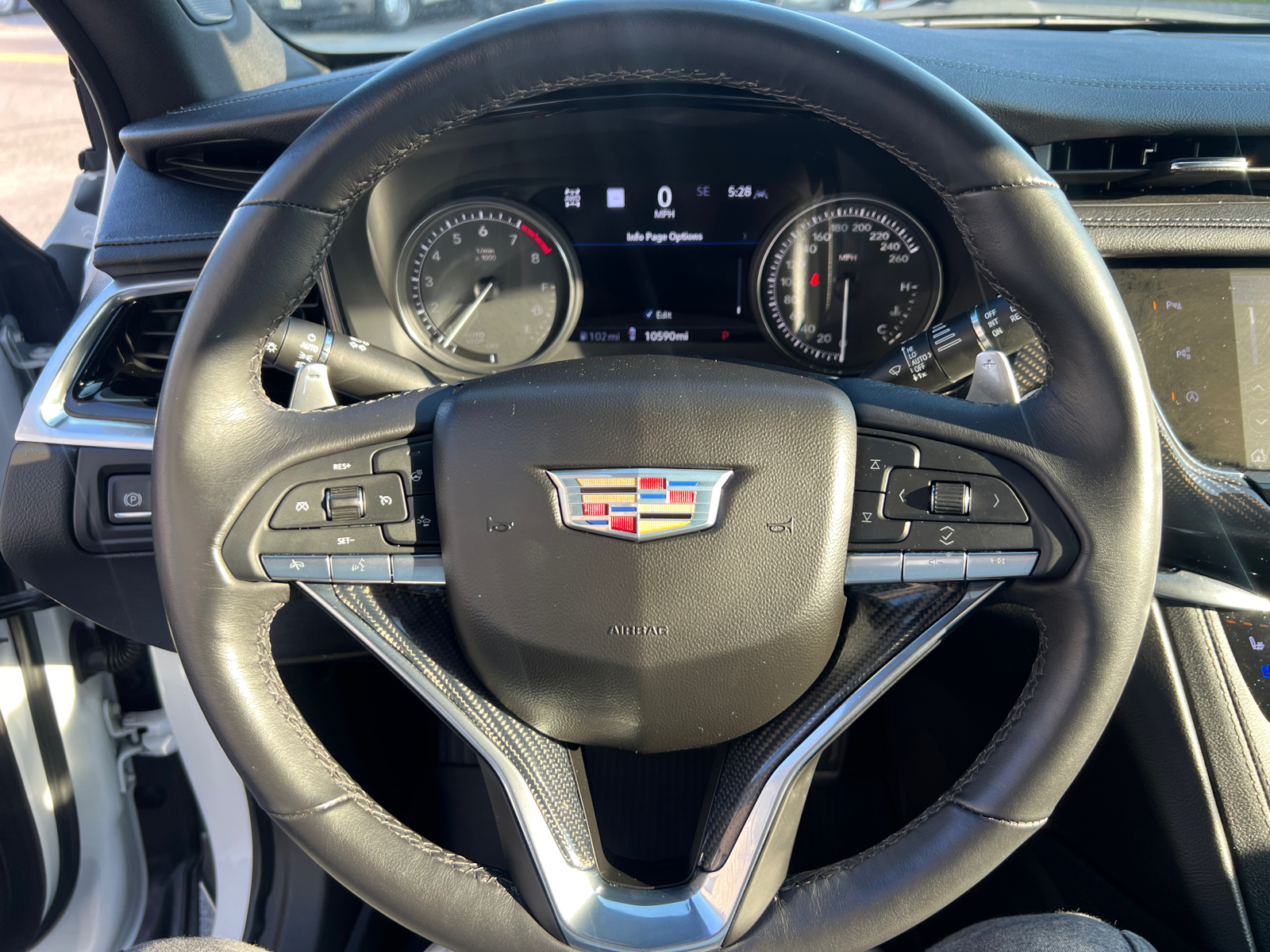 2024 Cadillac XT6 Sport 23