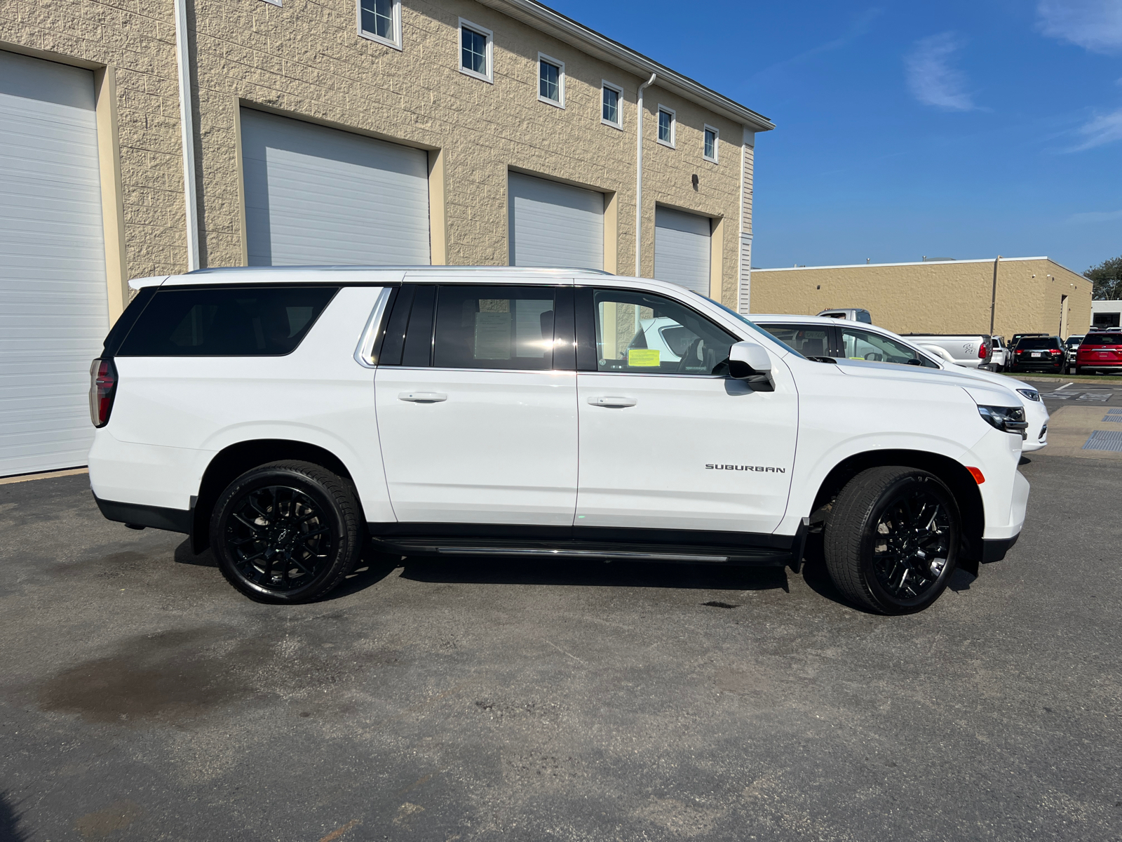 2023 Chevrolet Suburban LS 12