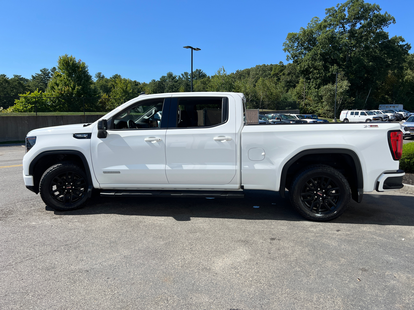 2023 GMC Sierra 1500 Elevation 5