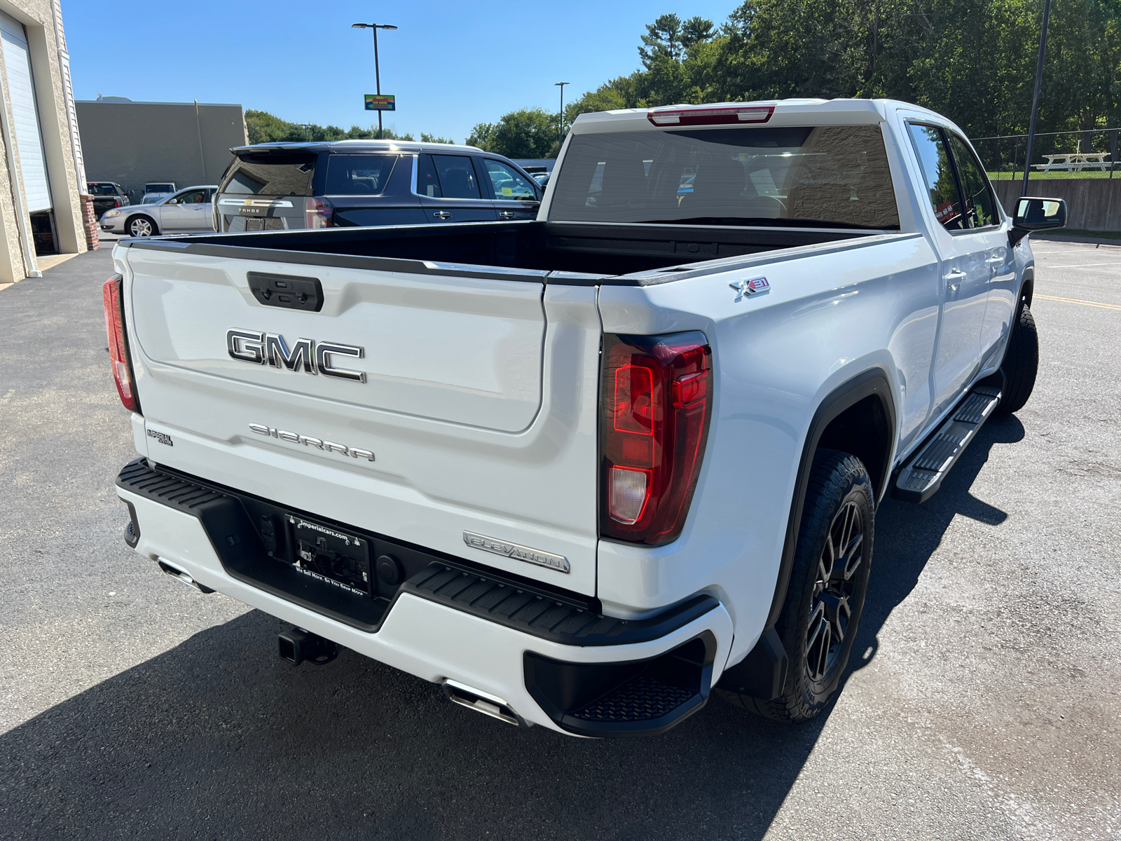 2023 GMC Sierra 1500 Elevation 10