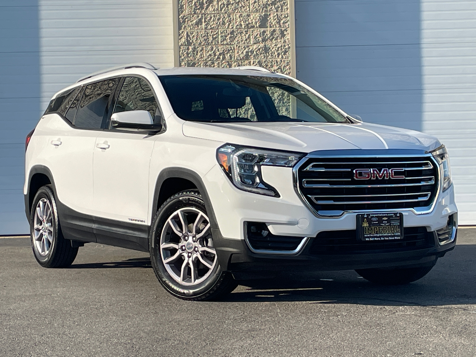 2023 GMC Terrain SLT 1