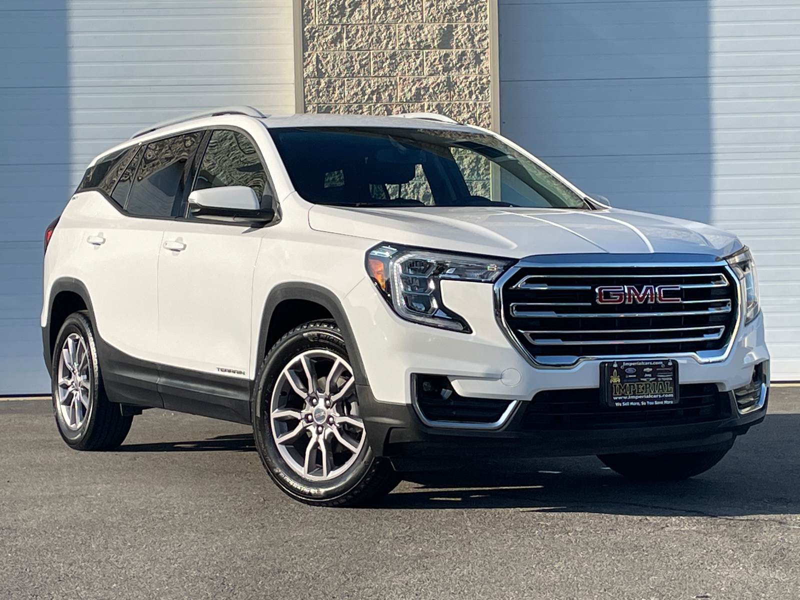 2023 GMC Terrain SLT 2