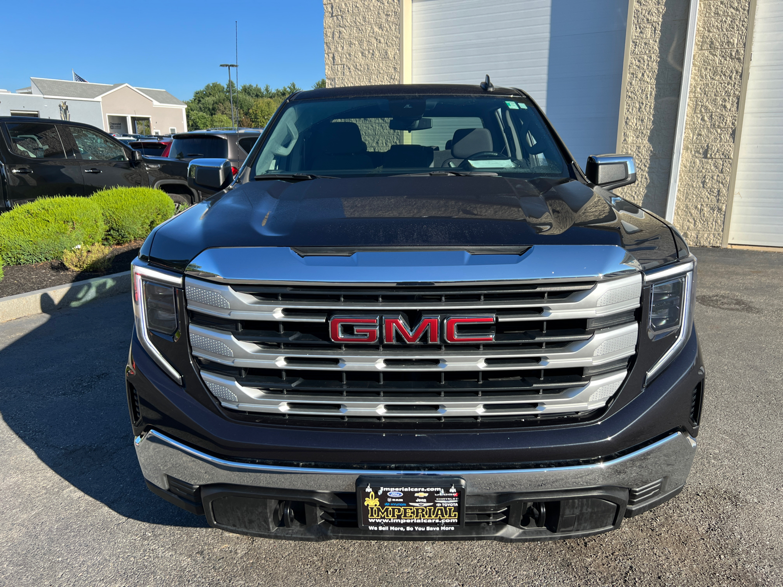 2023 GMC Sierra 1500 SLE 3