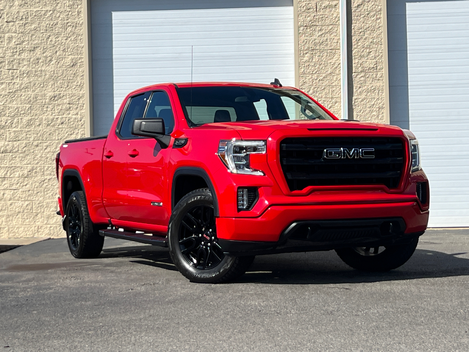 2020 GMC Sierra 1500 Elevation 2