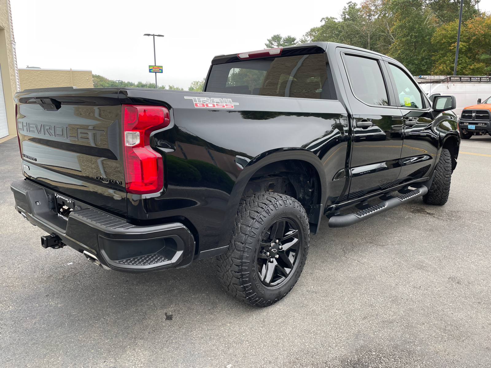 2021 Chevrolet Silverado 1500 Custom Trail Boss 12