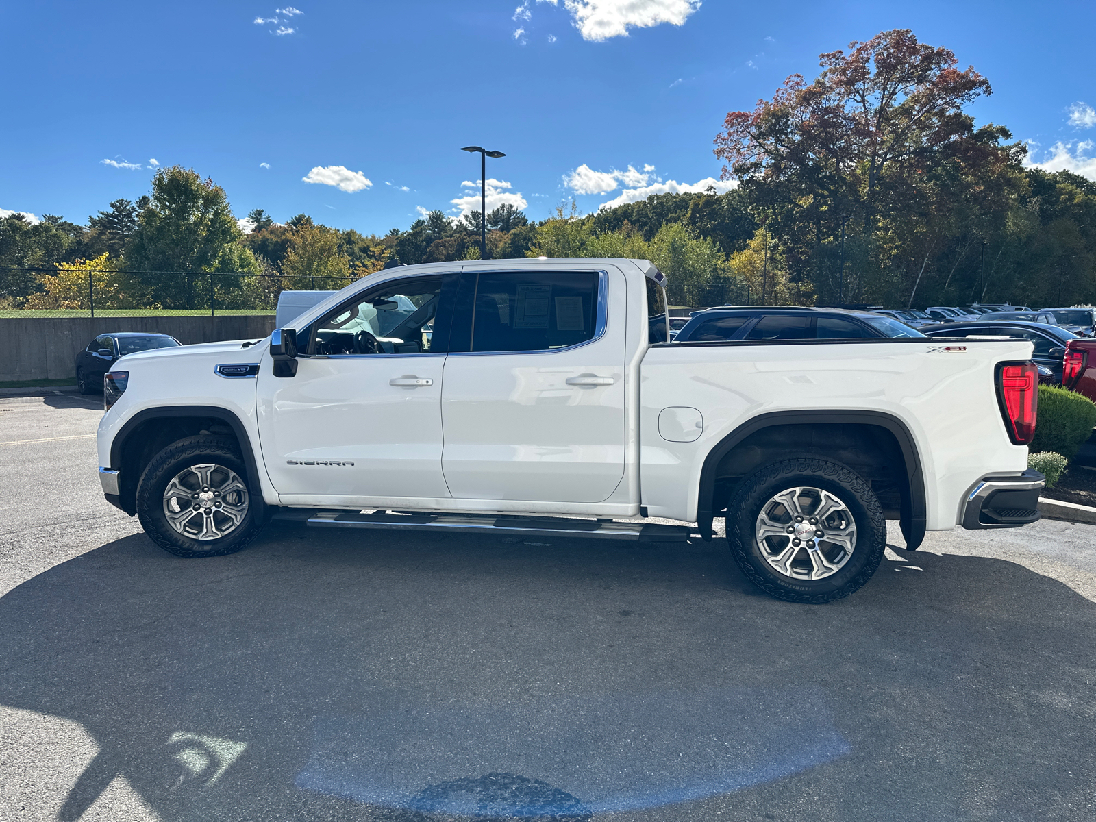 2023 GMC Sierra 1500 SLE 5