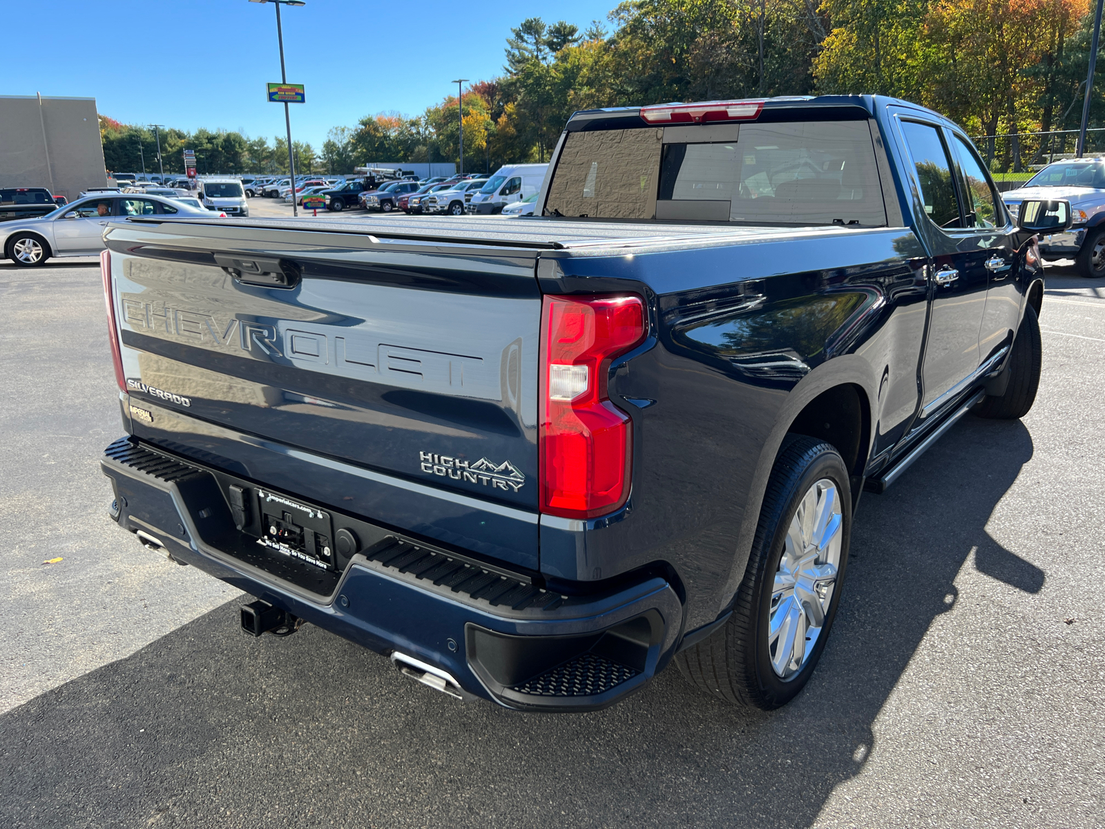 2022 Chevrolet Silverado 1500 High Country 10