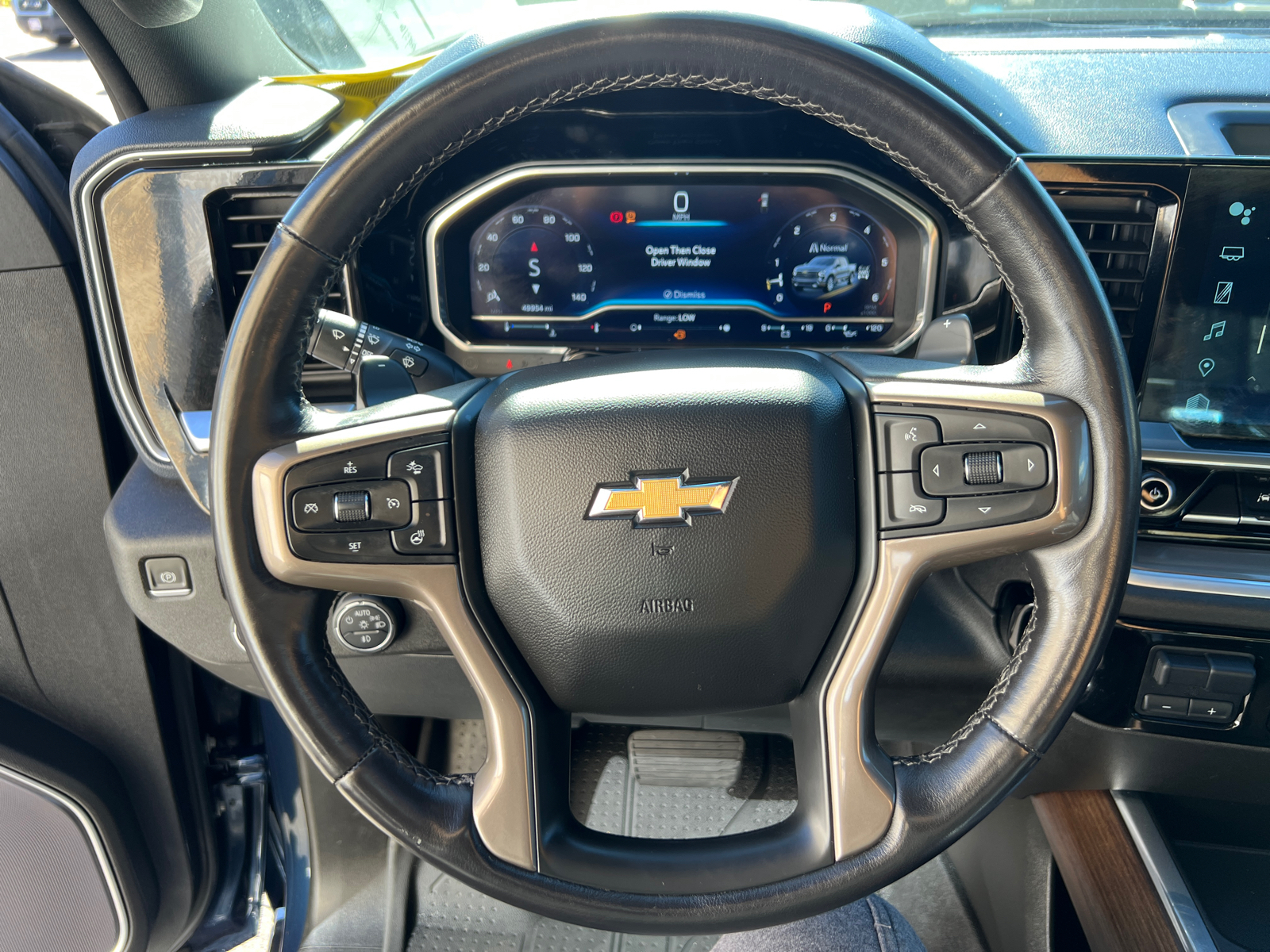 2022 Chevrolet Silverado 1500 High Country 23