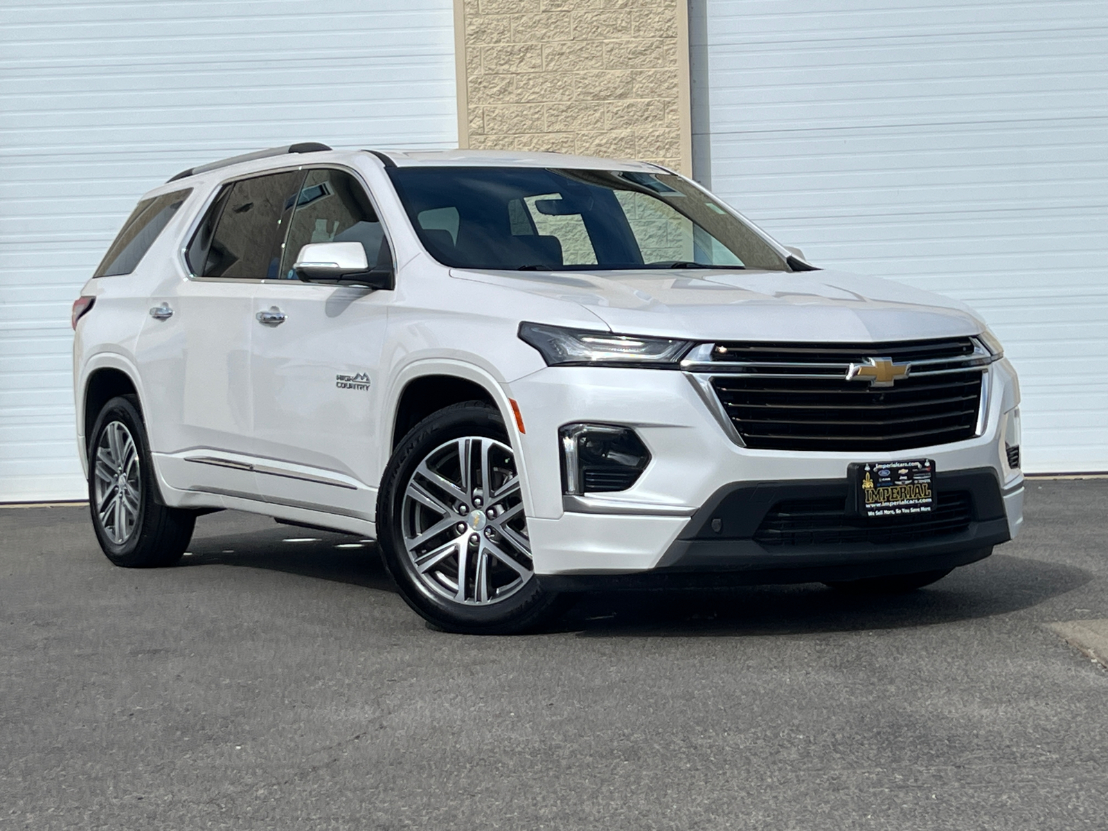 2023 Chevrolet Traverse High Country 1