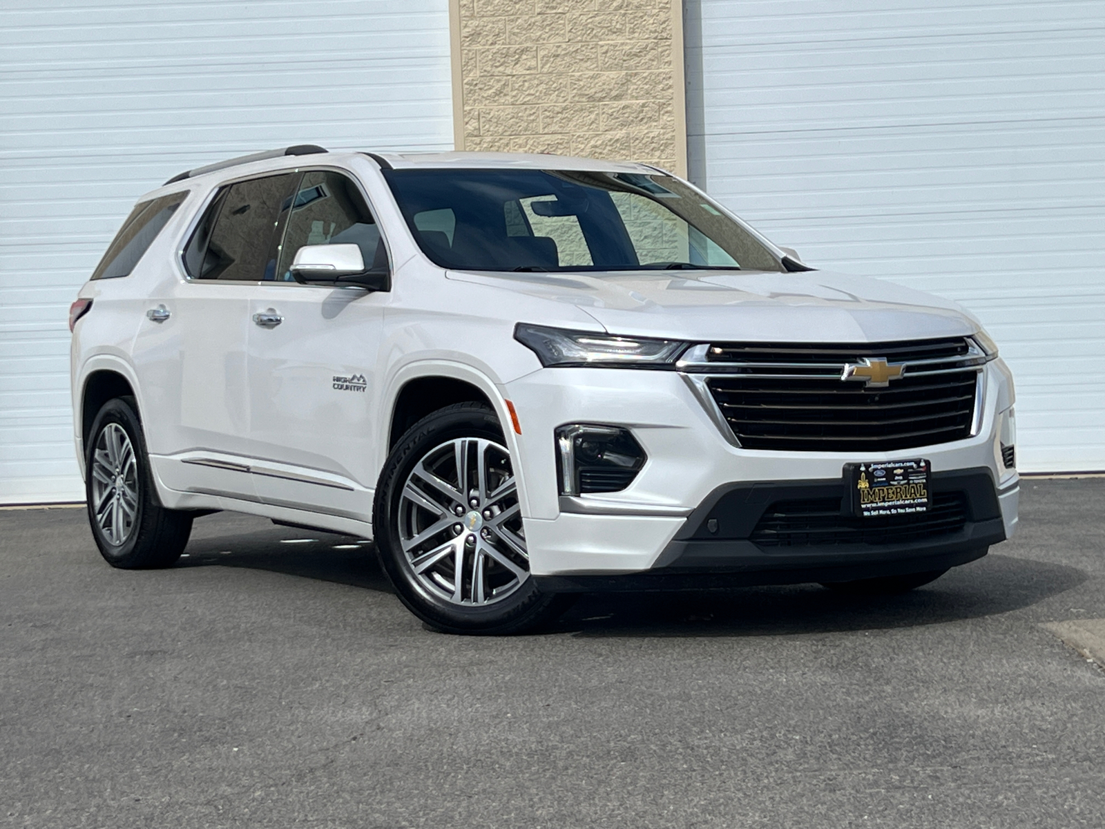 2023 Chevrolet Traverse High Country 2