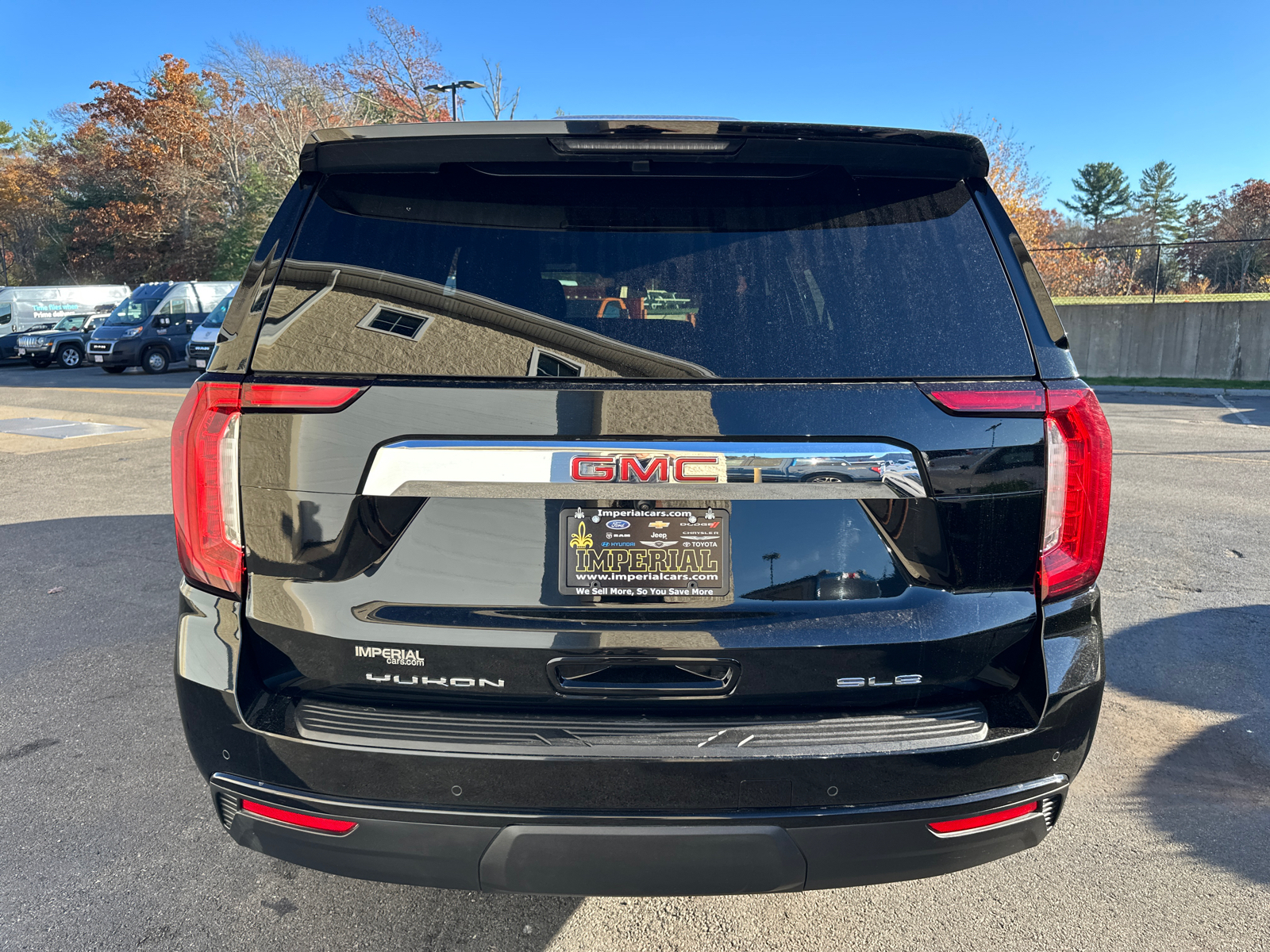 2023 GMC Yukon XL SLE 8