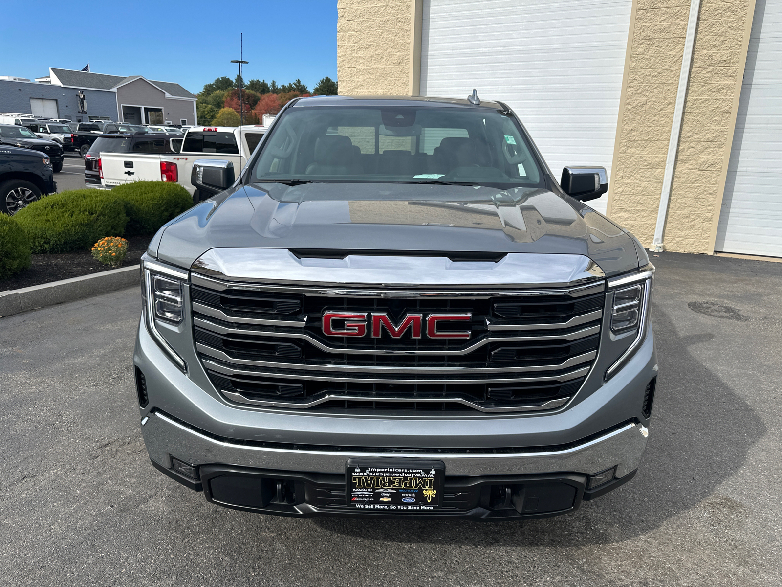 2023 GMC Sierra 1500 SLT 3