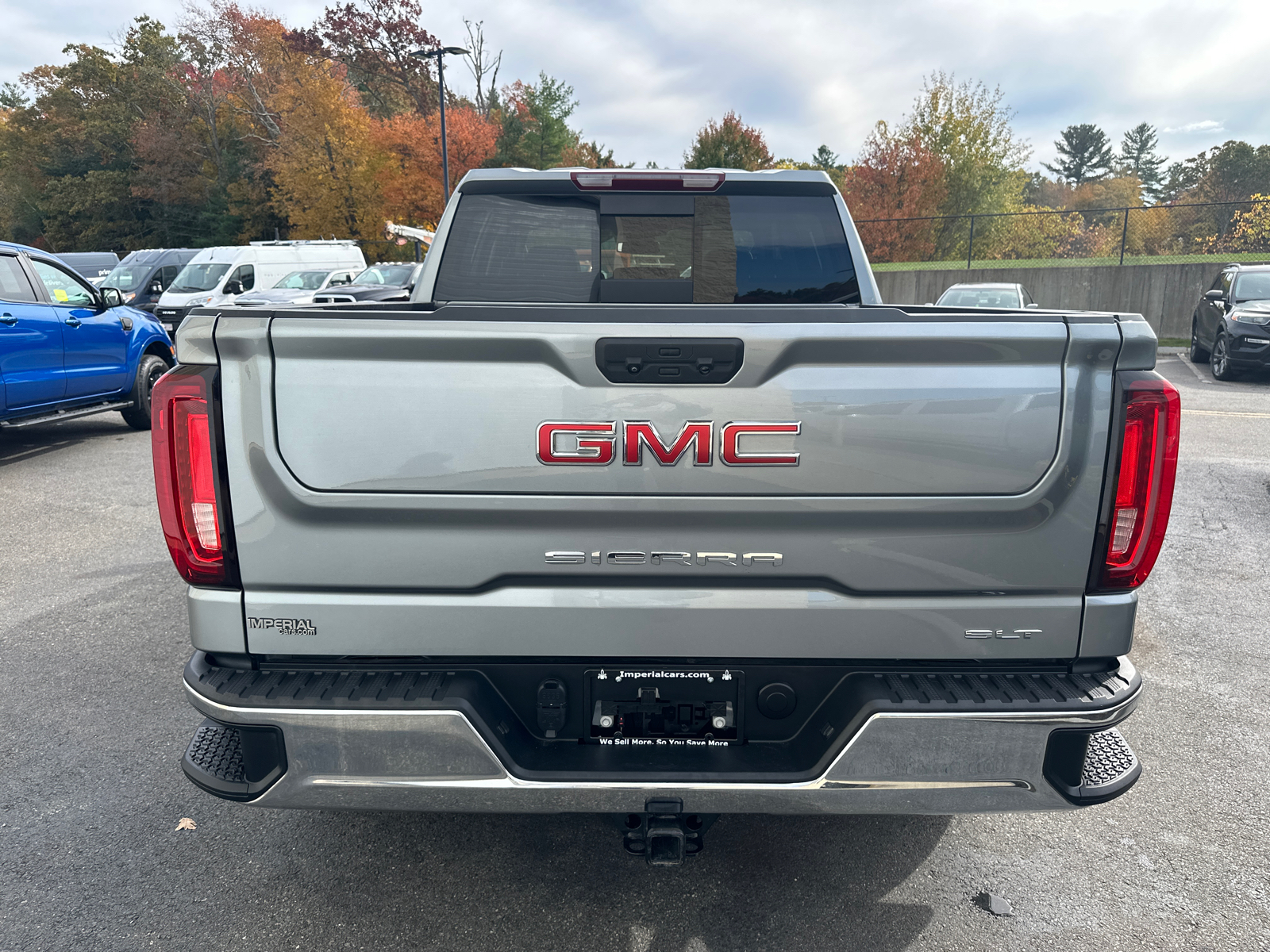 2023 GMC Sierra 1500 SLT 8