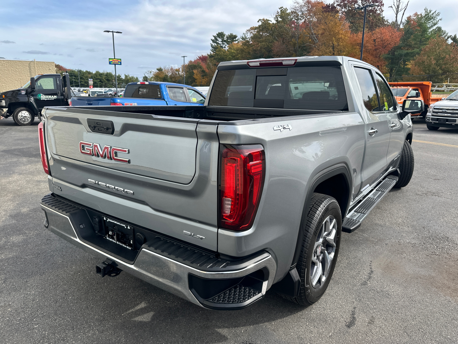 2023 GMC Sierra 1500 SLT 10