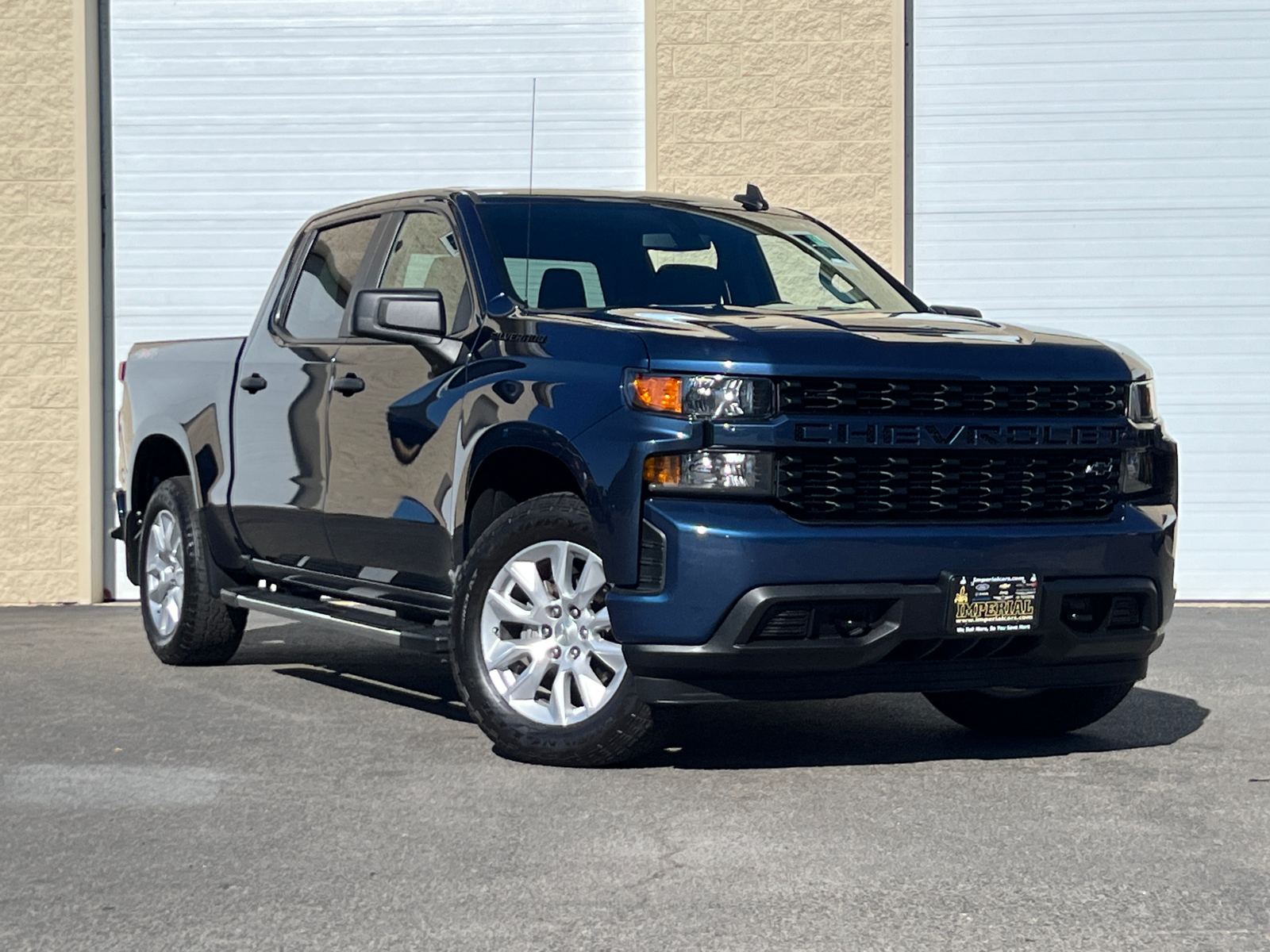 2022 Chevrolet Silverado 1500 LTD Custom 2