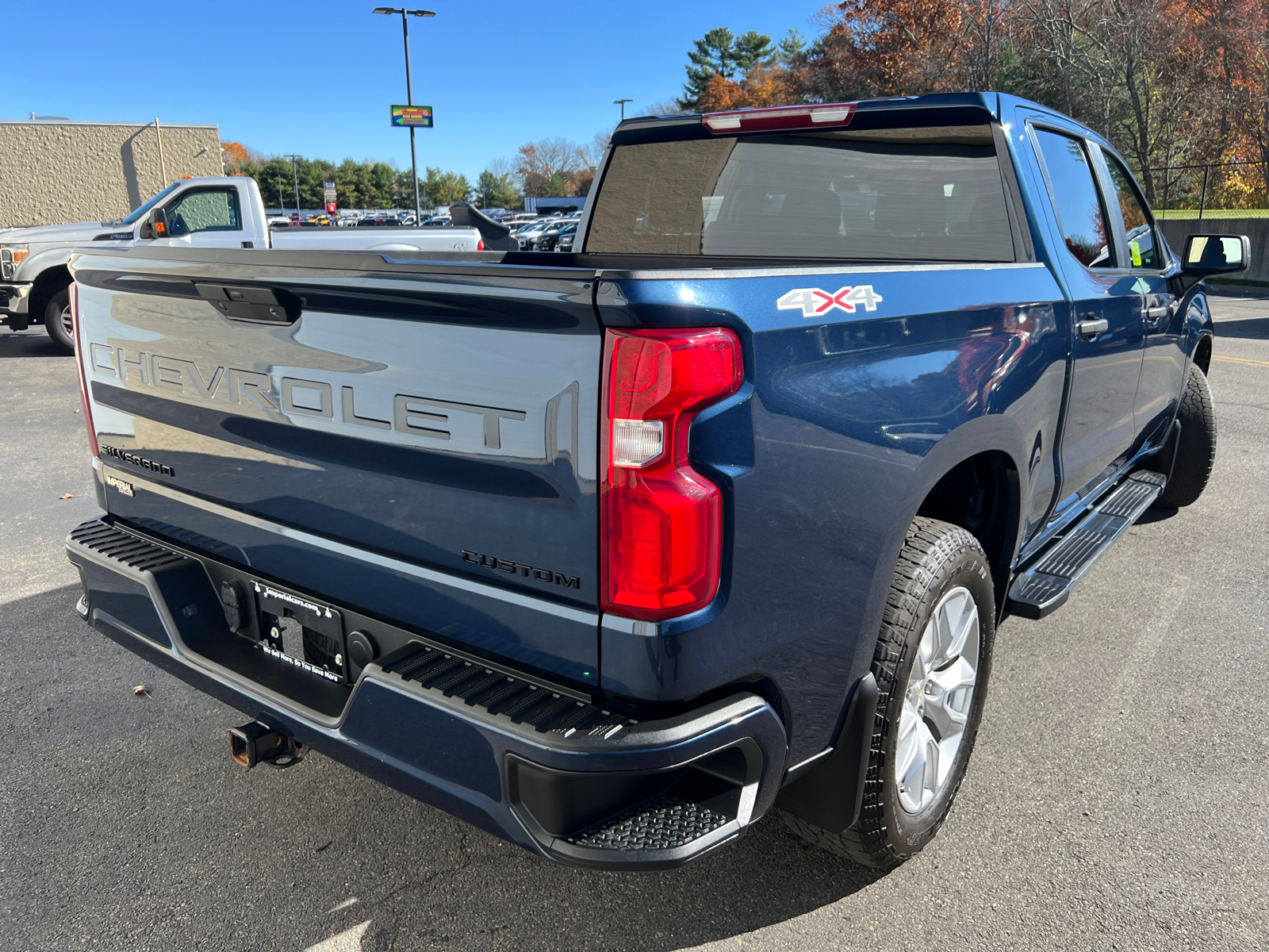 2022 Chevrolet Silverado 1500 LTD Custom 10