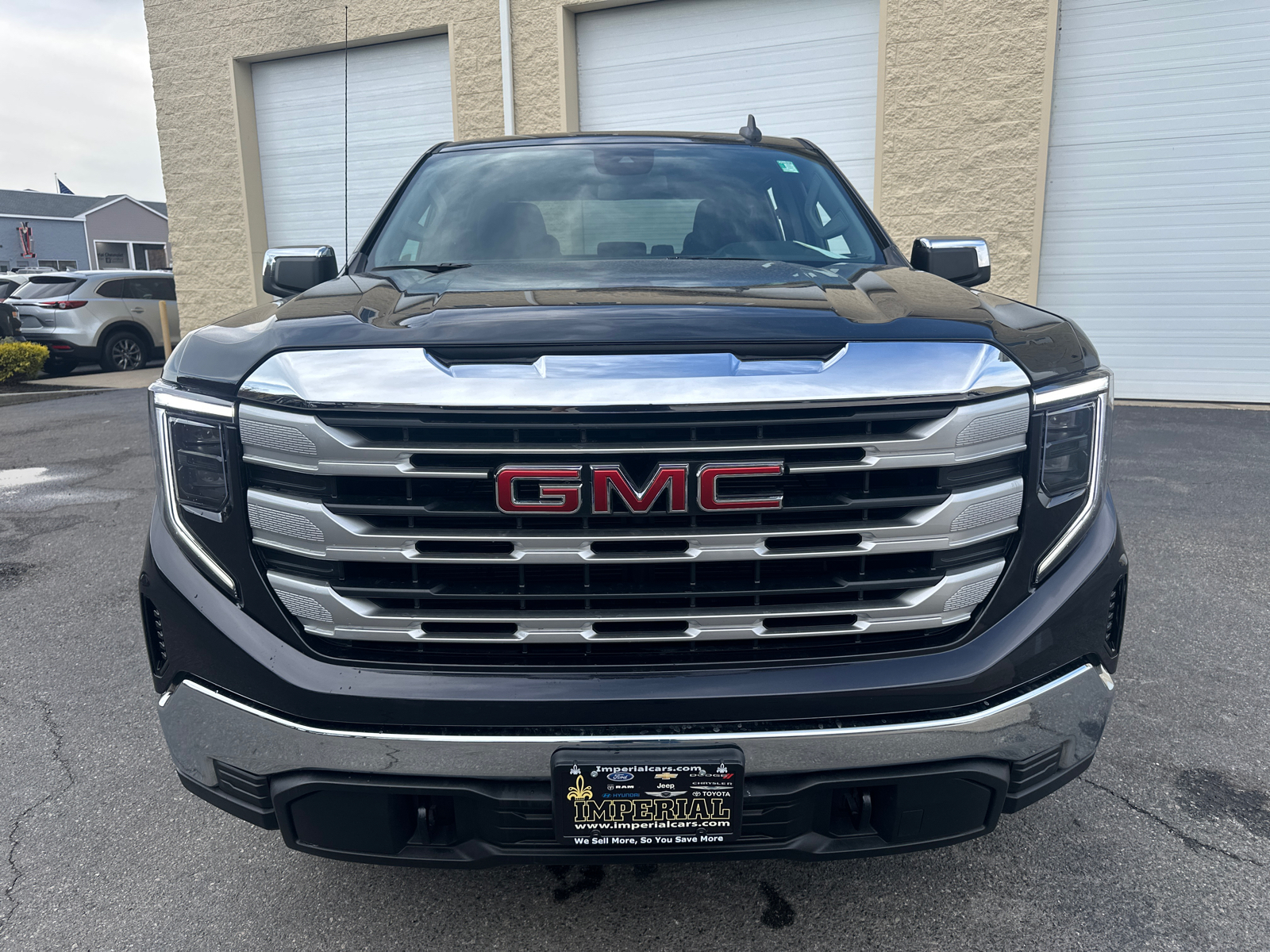 2023 GMC Sierra 1500 SLE 3