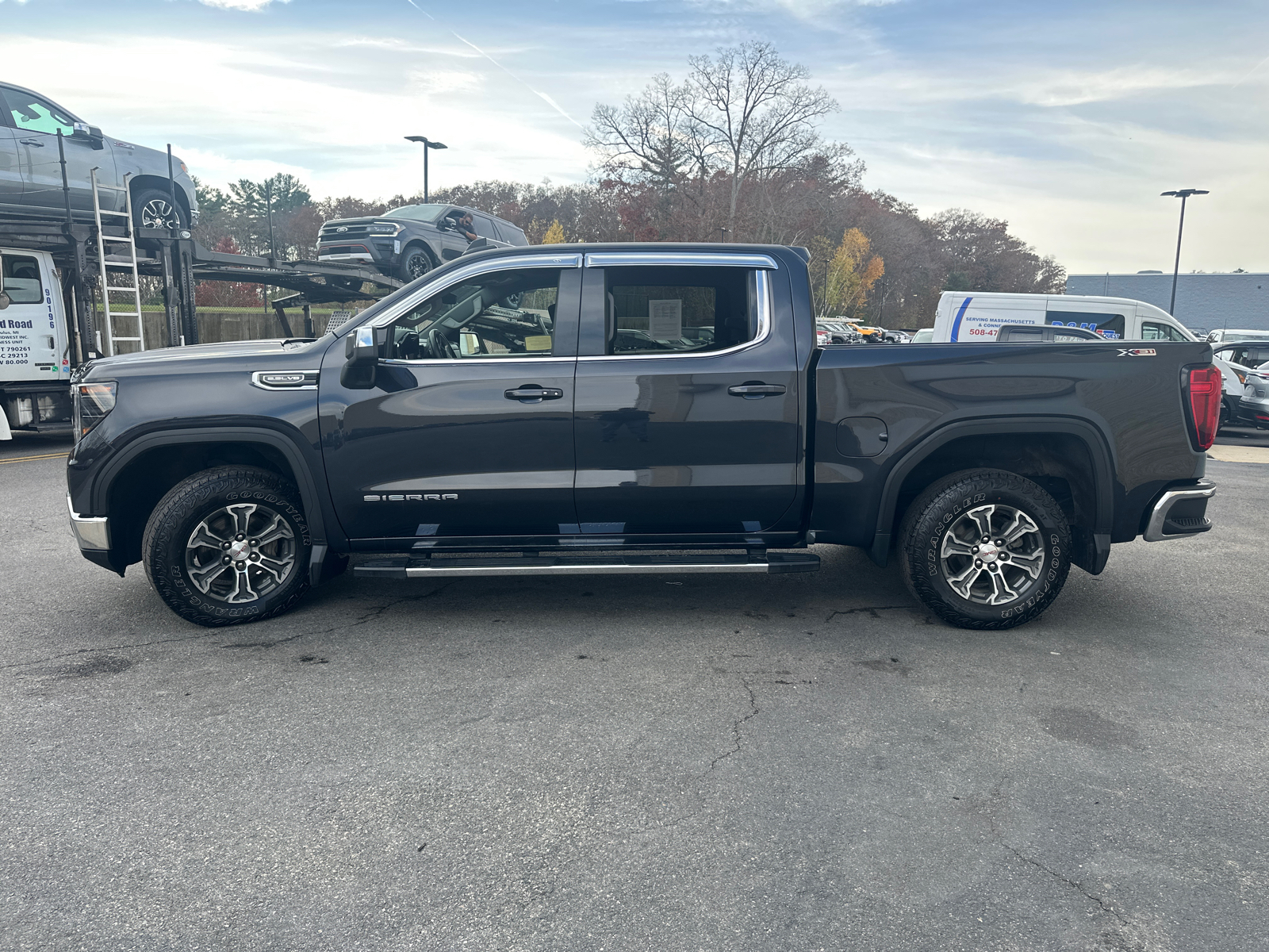 2023 GMC Sierra 1500 SLE 5