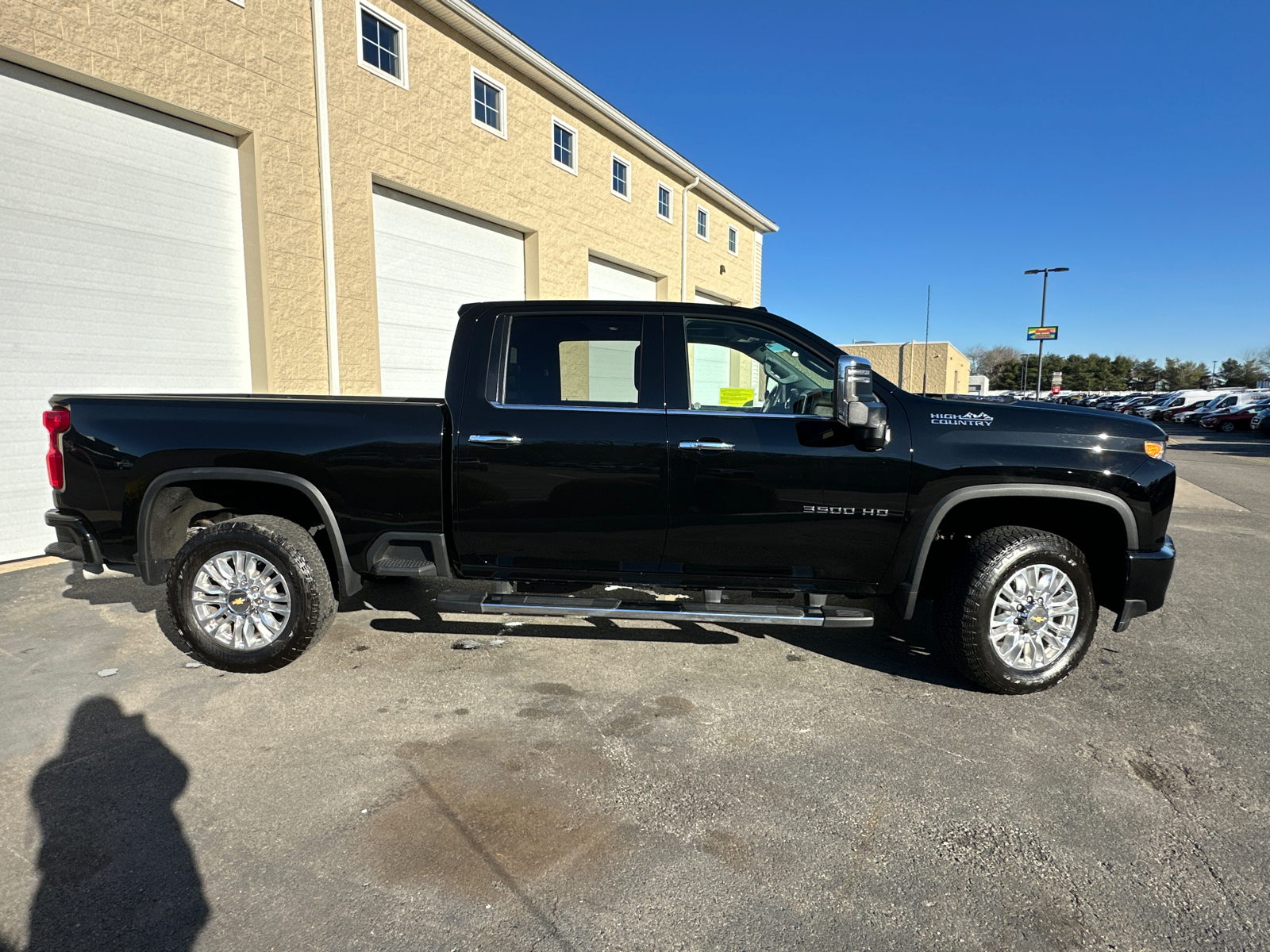 2023 Chevrolet Silverado 3500HD High Country 9