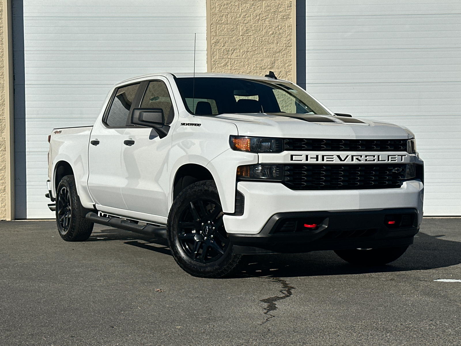 2021 Chevrolet Silverado 1500 Custom 1