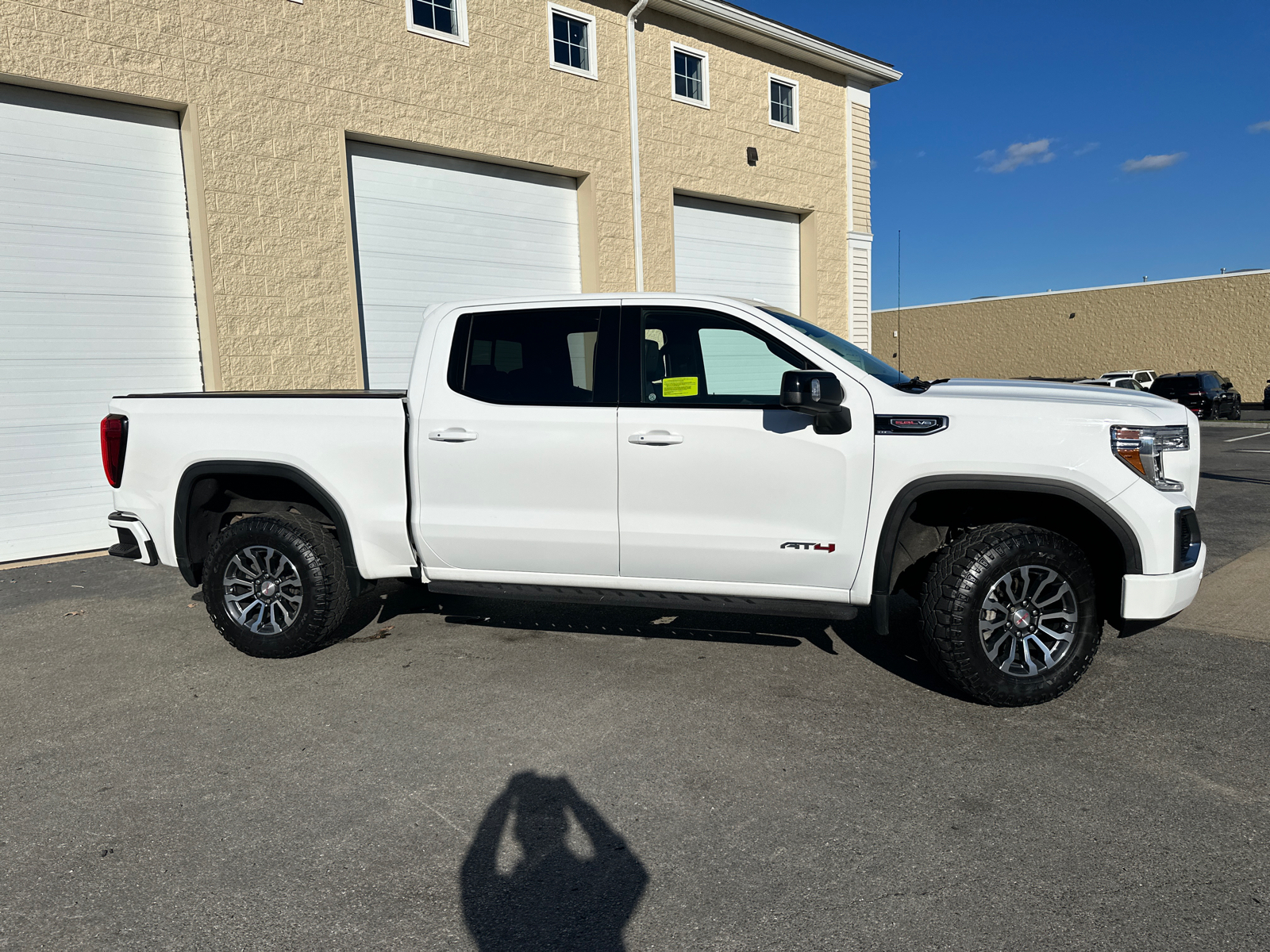 2022 GMC Sierra 1500 Limited AT4 11