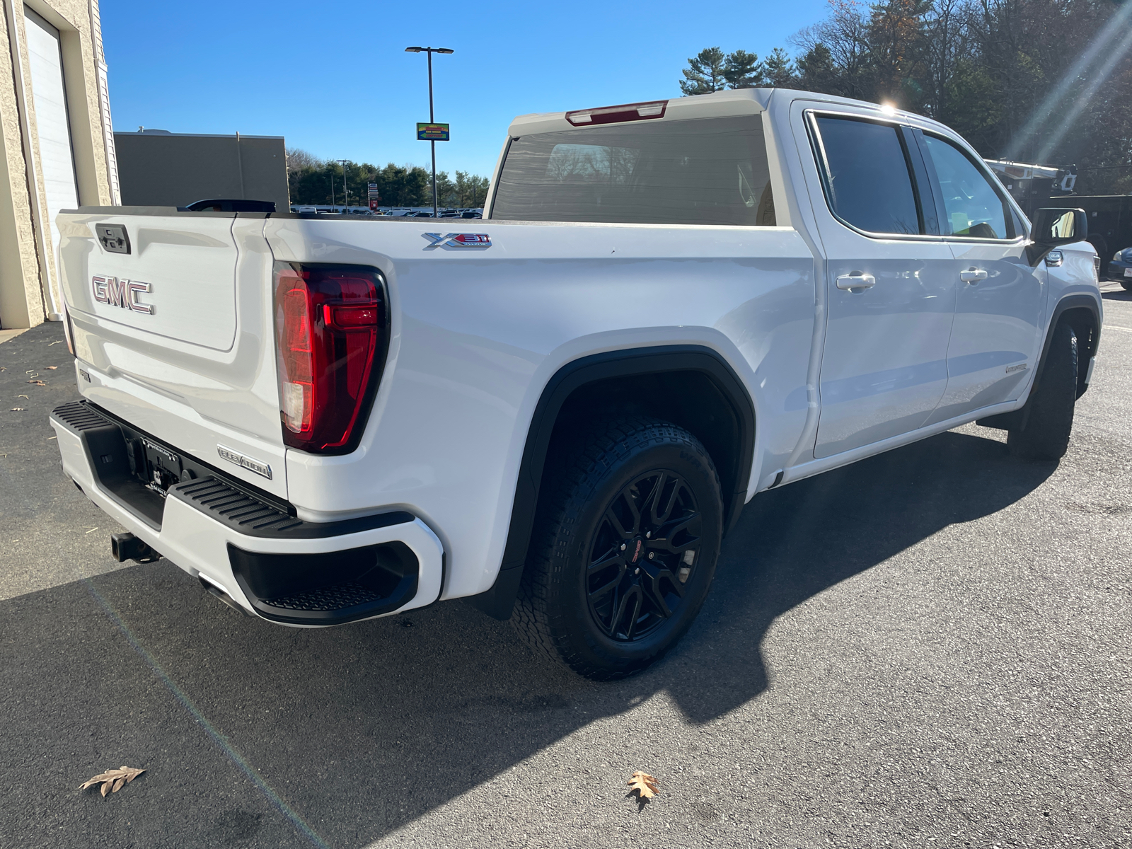 2022 GMC Sierra 1500 Elevation 11