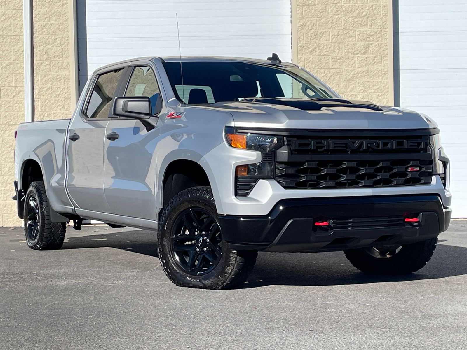 2022 Chevrolet Silverado 1500 Custom Trail Boss 1