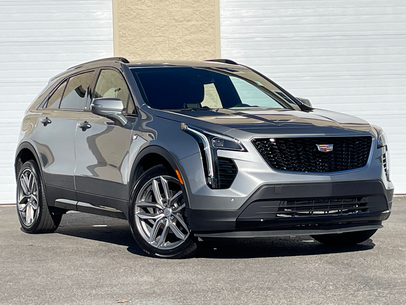 2023 Cadillac XT4 Sport 1