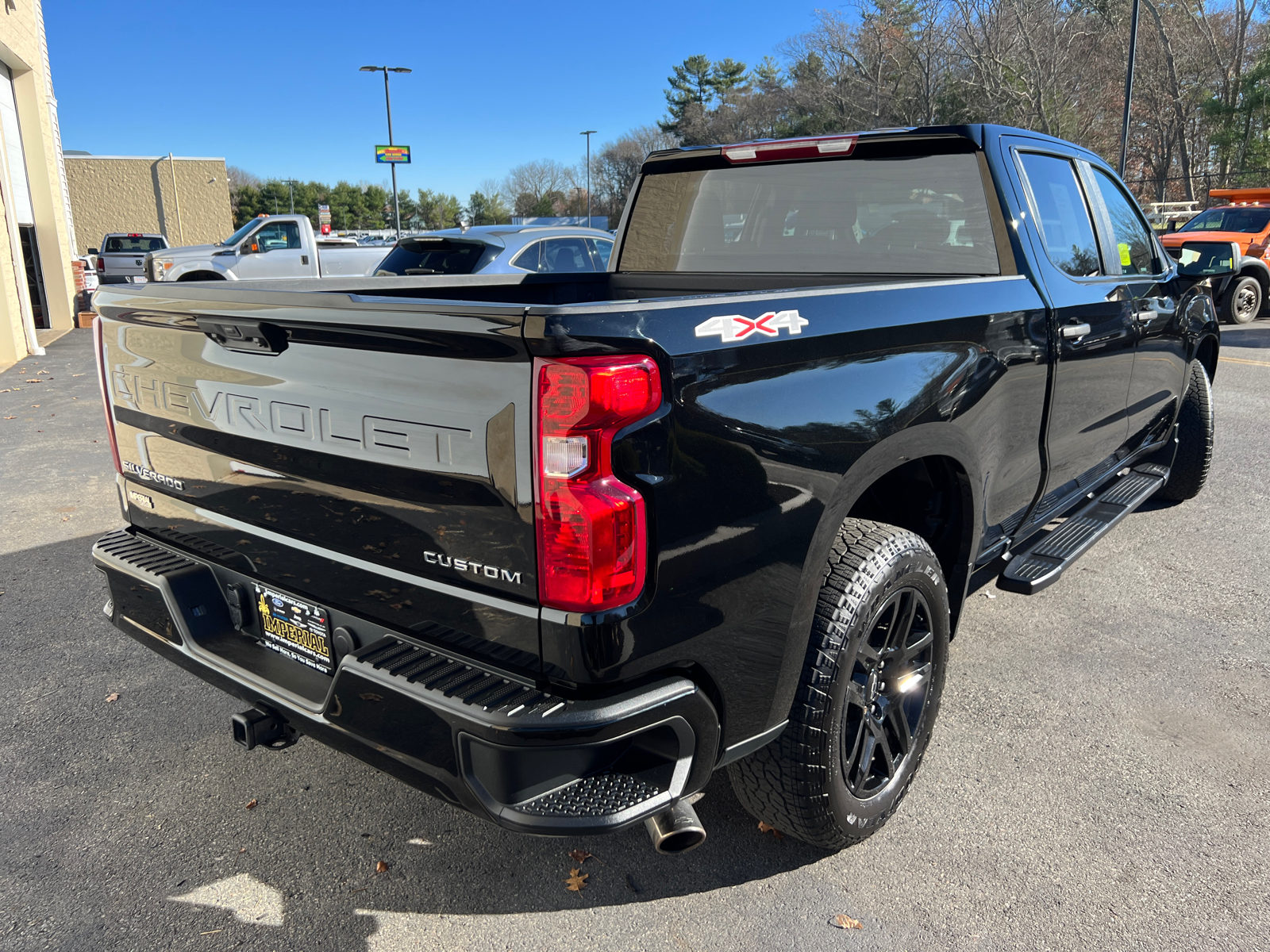 2022 Chevrolet Silverado 1500 Custom 10