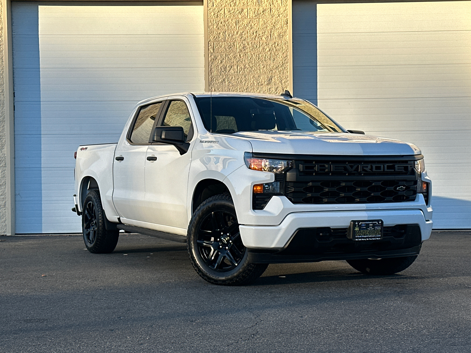 2022 Chevrolet Silverado 1500 Custom 1