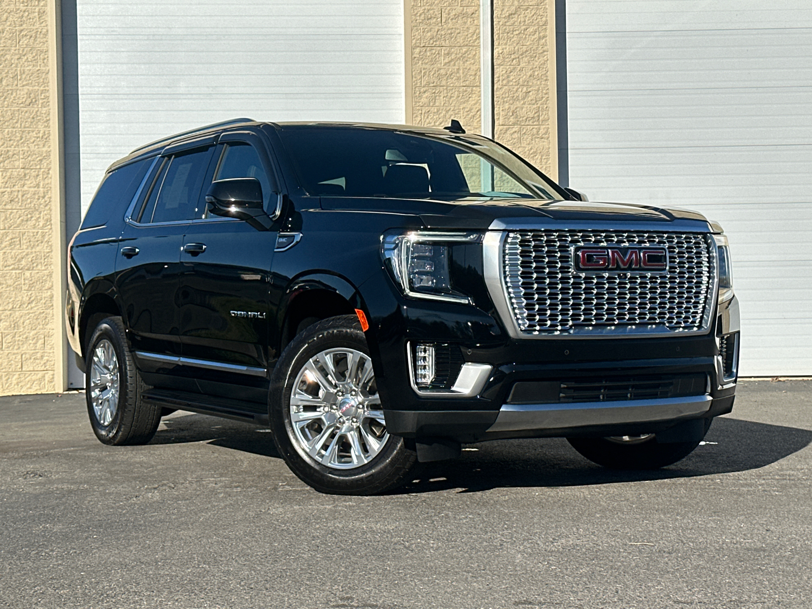 2024 GMC Yukon Denali 1