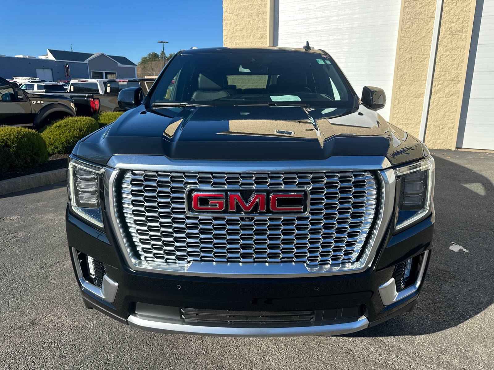 2024 GMC Yukon Denali 3