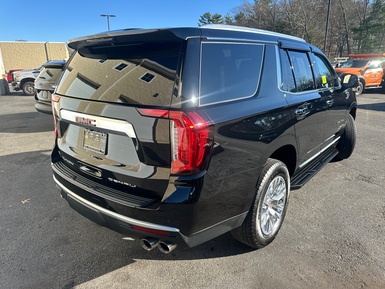 2024 GMC Yukon Denali 10