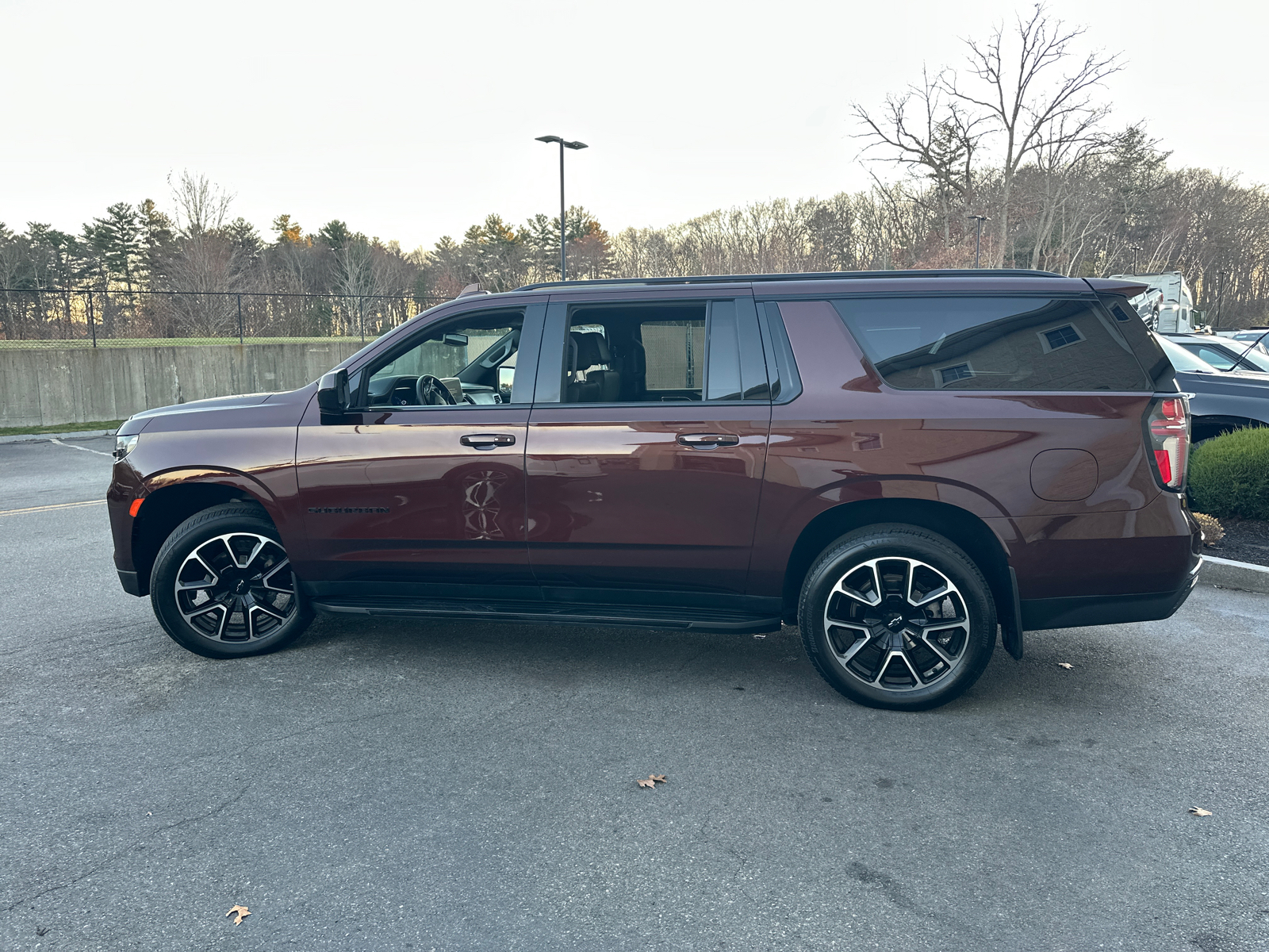 2023 Chevrolet Suburban RST 5